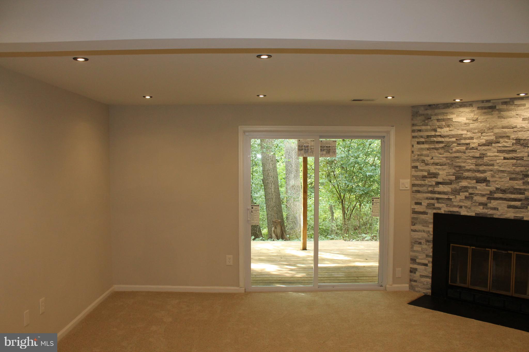 SILVER SPRING CNTRY CLUB - Residential