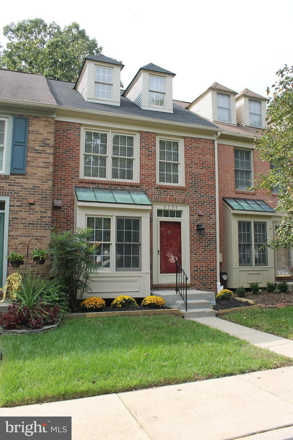 SILVER SPRING CNTRY CLUB - Residential