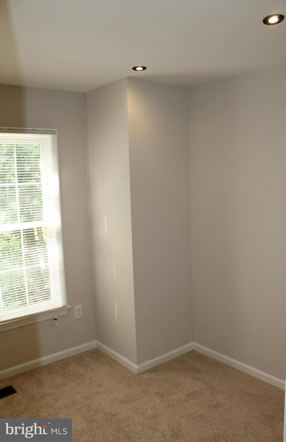 SILVER SPRING CNTRY CLUB - Residential