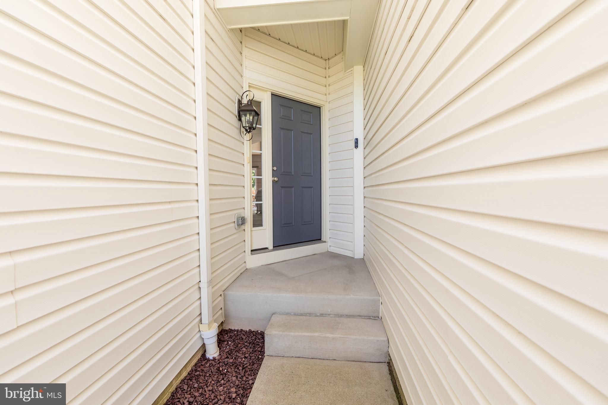 HOLLY WOODS - Residential