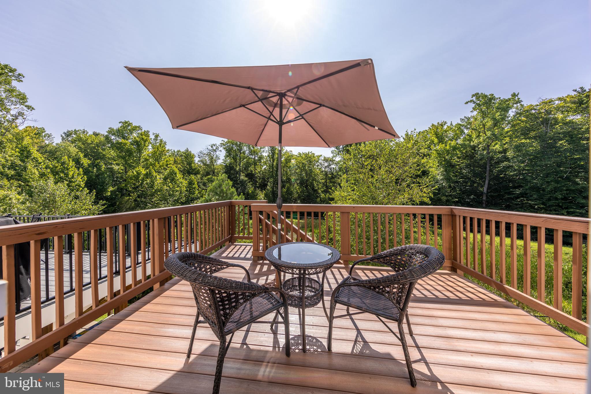 HOLLY WOODS - Residential