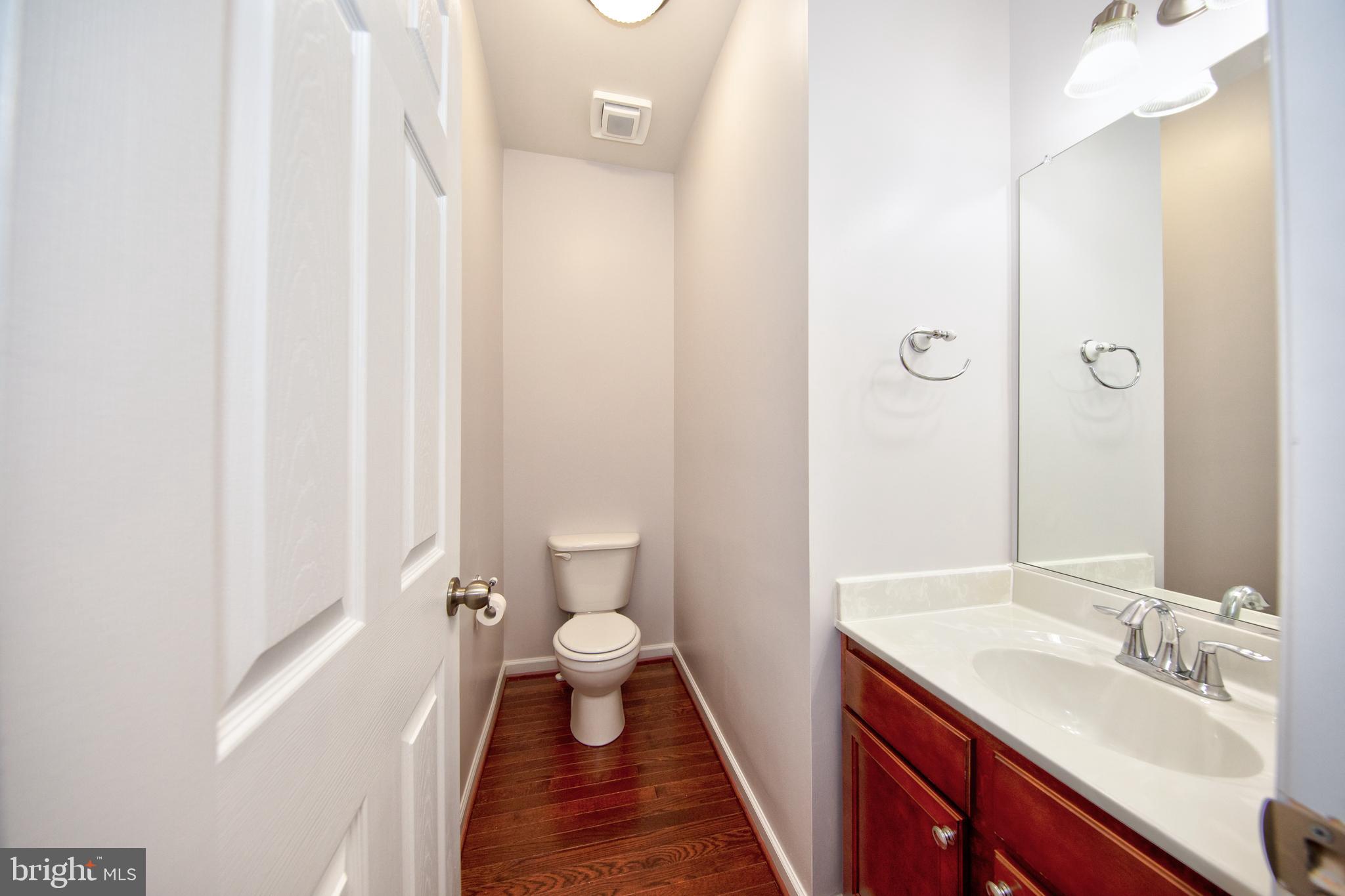 HOLLY WOODS - Residential