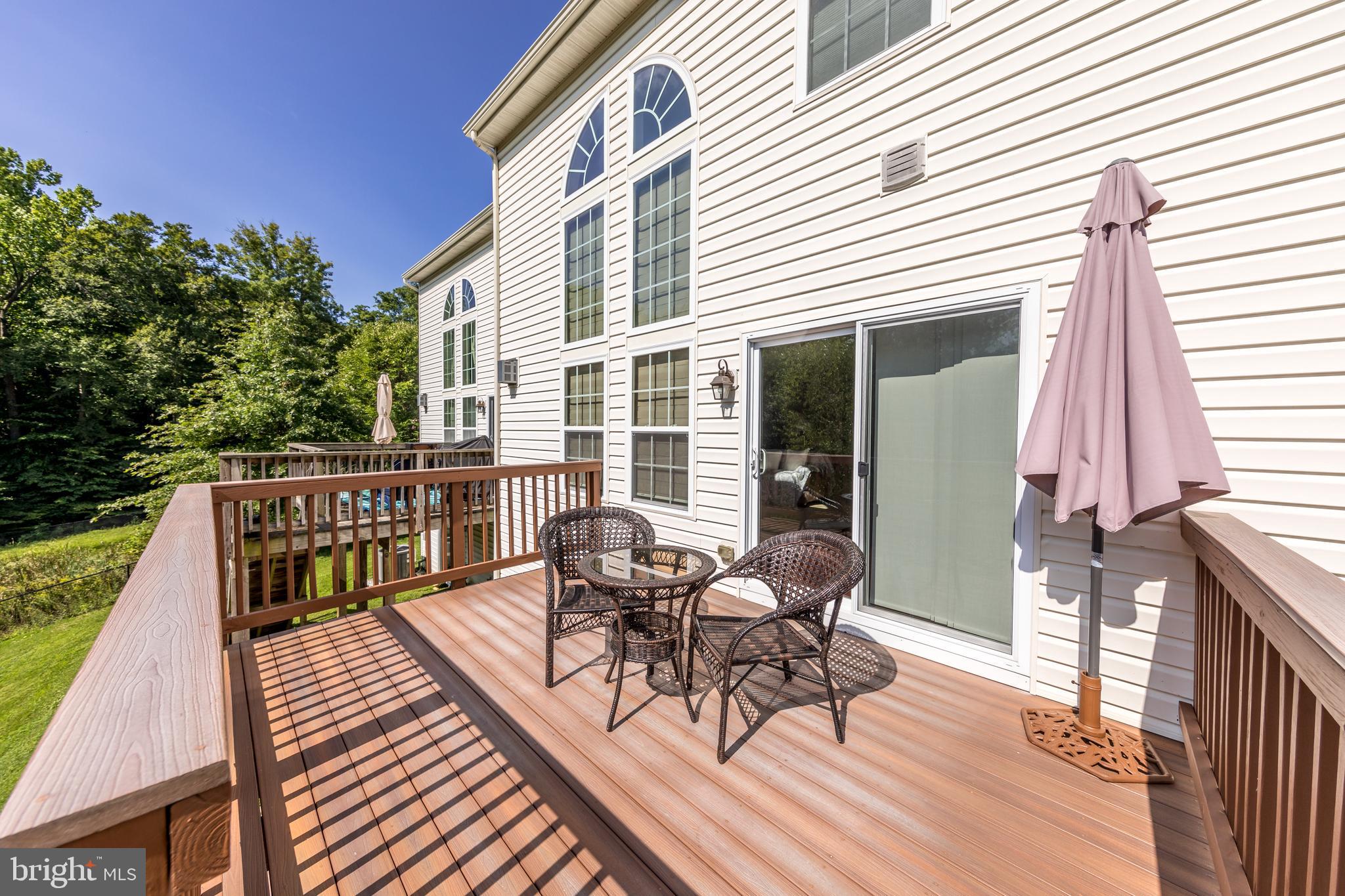 HOLLY WOODS - Residential