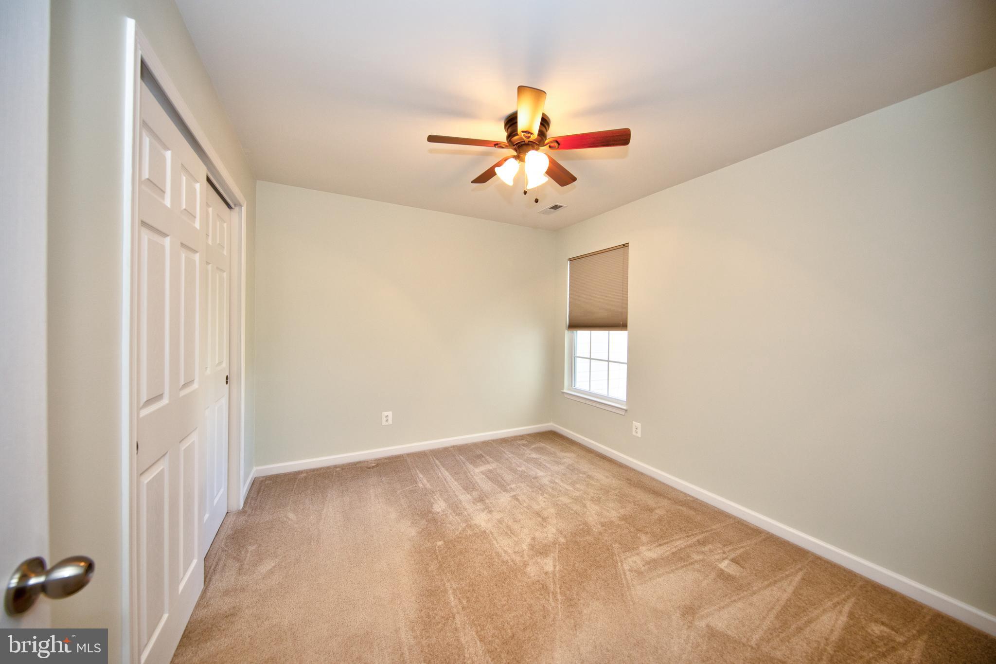 HOLLY WOODS - Residential