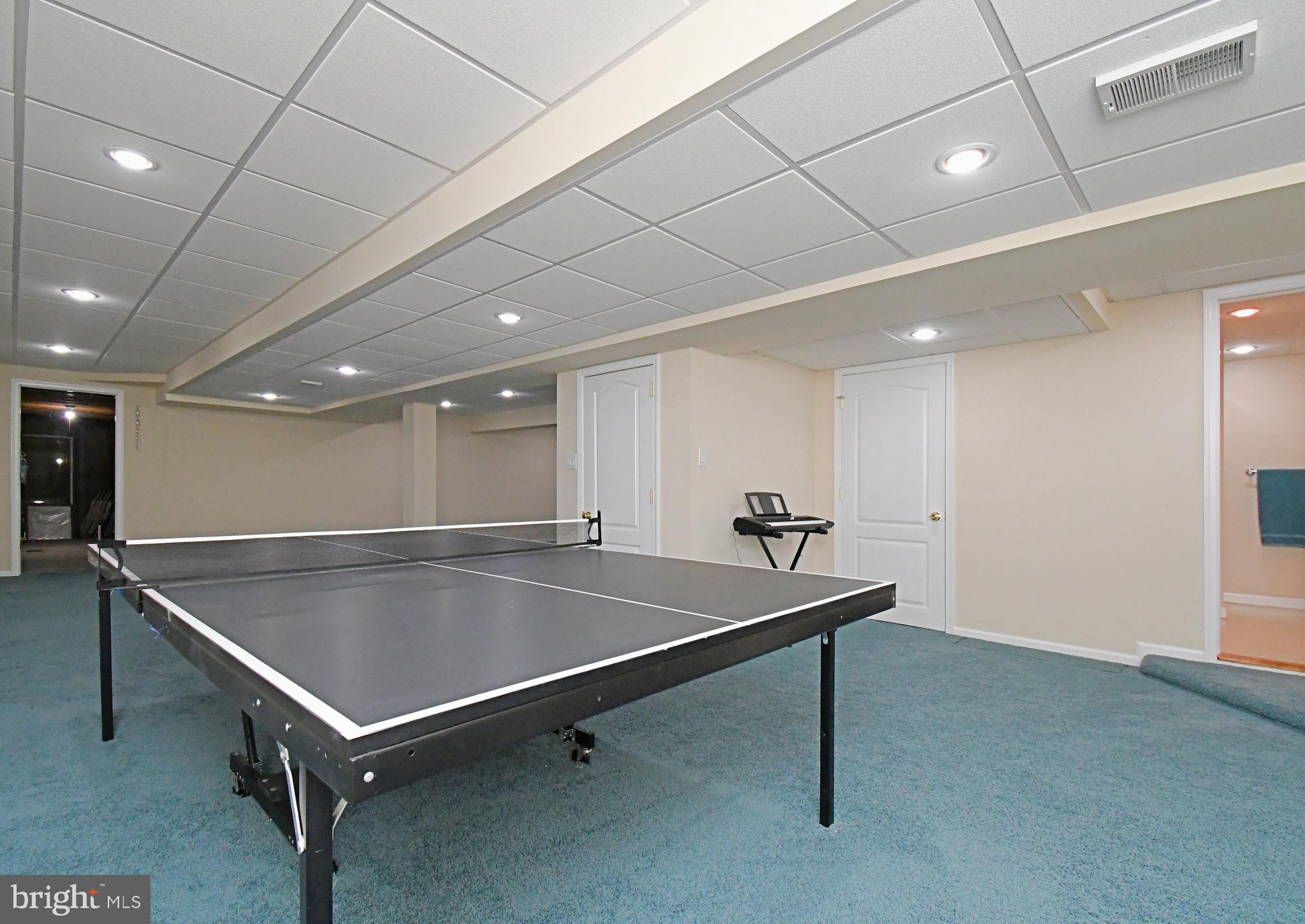 NORTHAMPTON CROSSG - Residential
