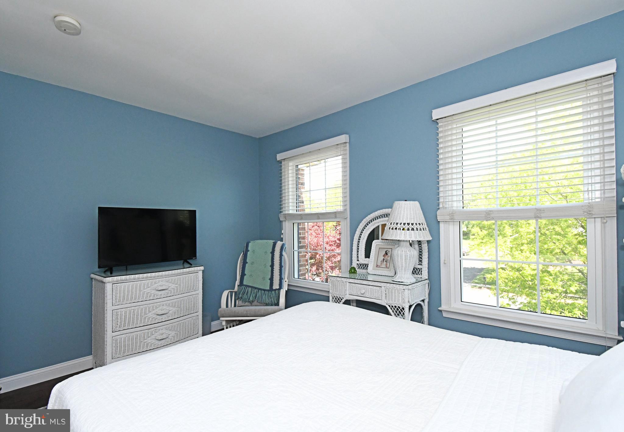NORTHAMPTON CROSSG - Residential