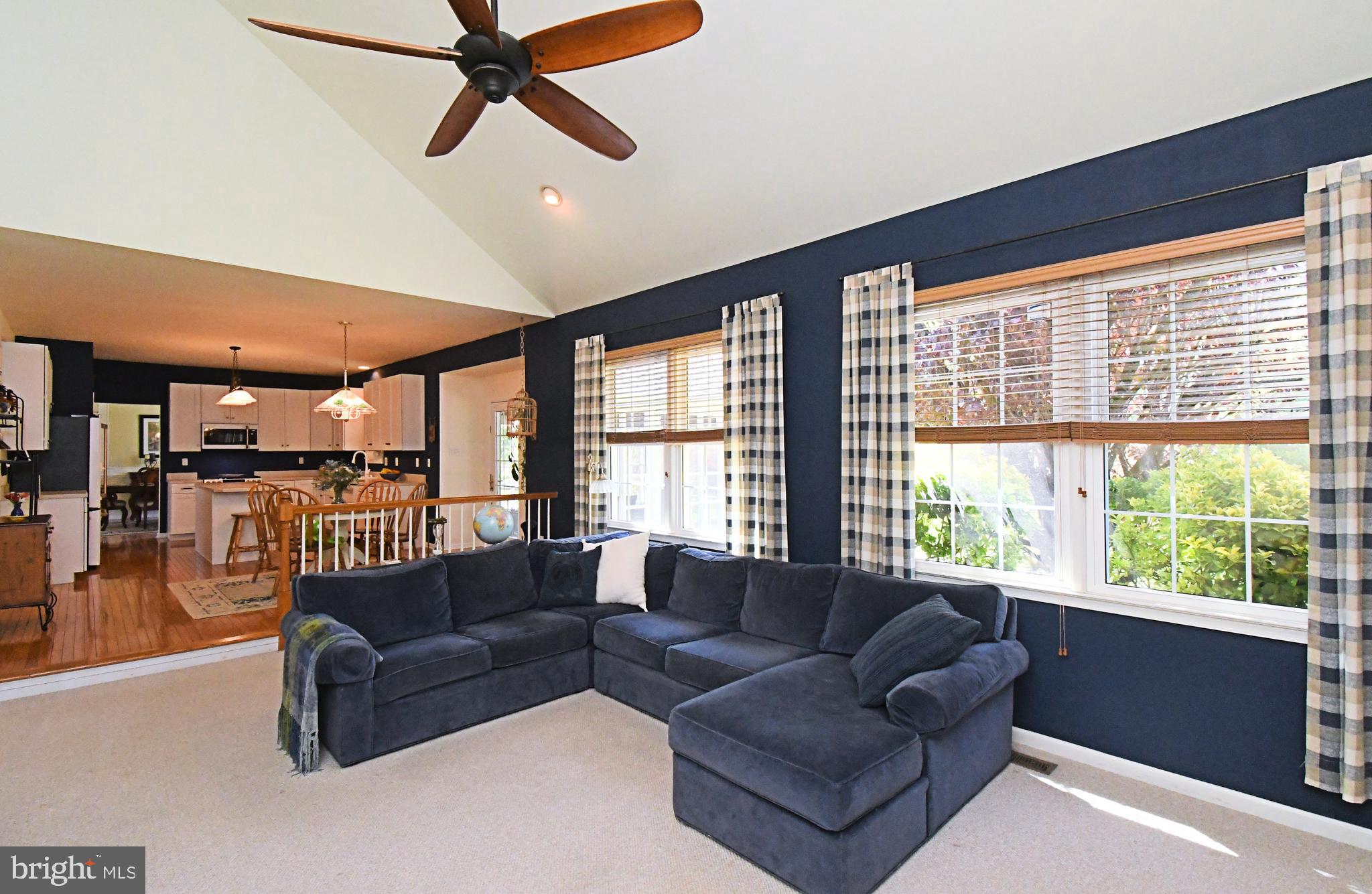 NORTHAMPTON CROSSG - Residential