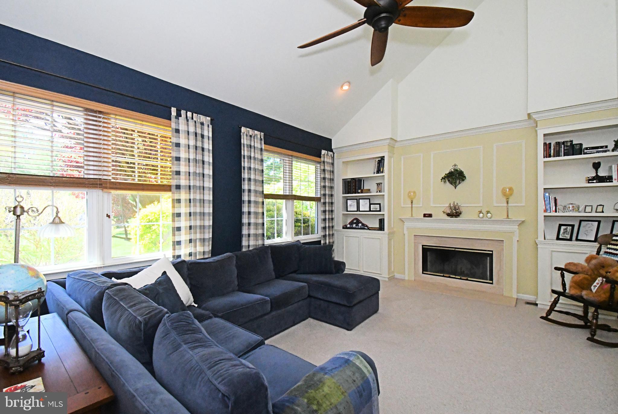 NORTHAMPTON CROSSG - Residential