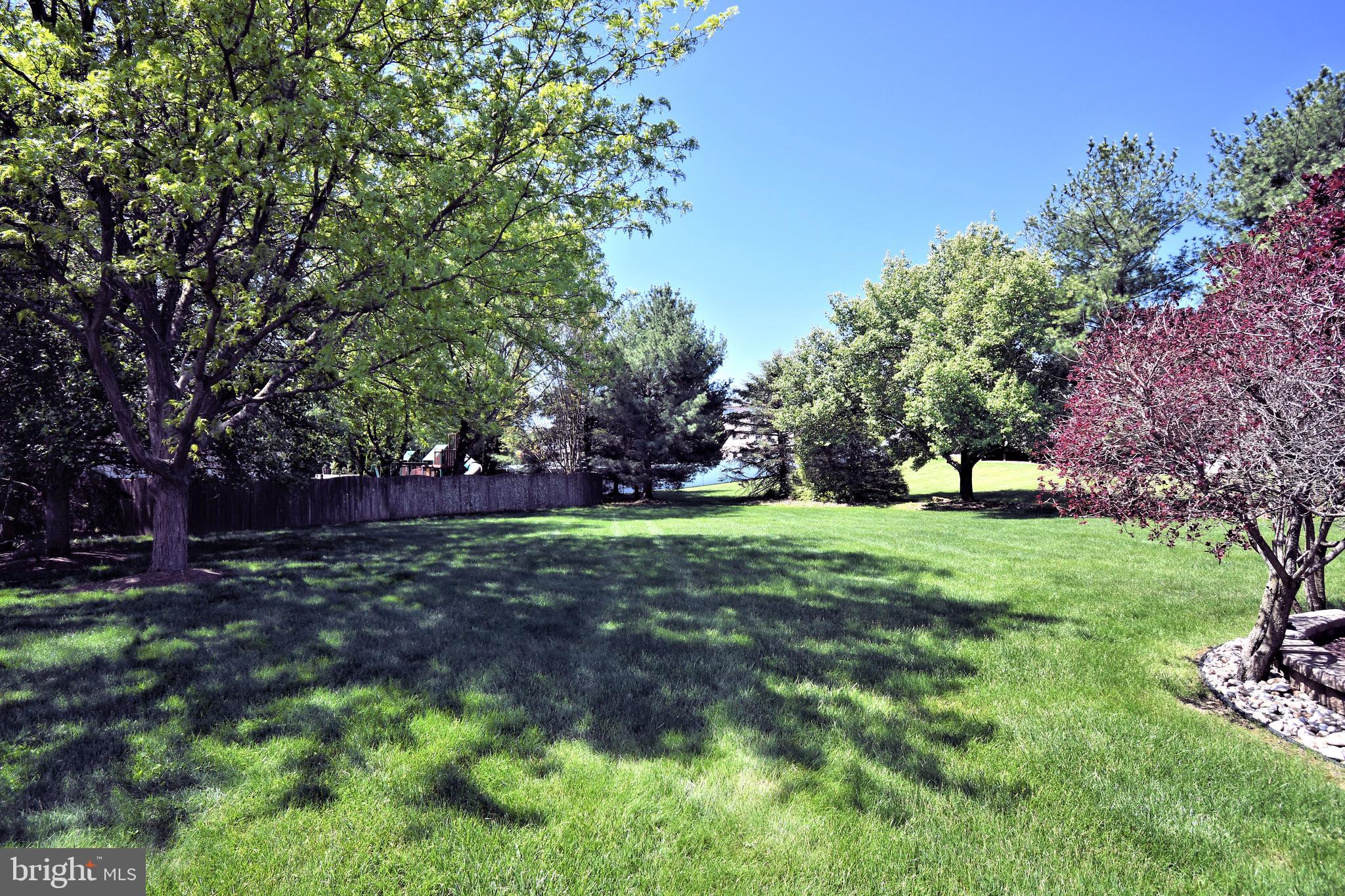NORTHAMPTON CROSSG - Residential