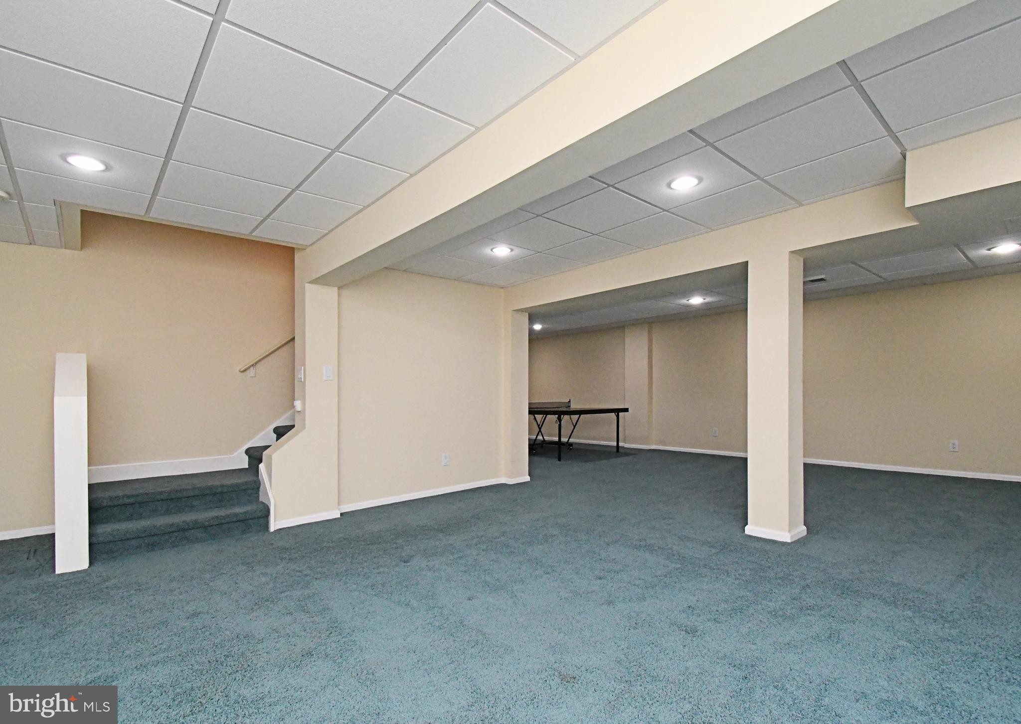 NORTHAMPTON CROSSG - Residential