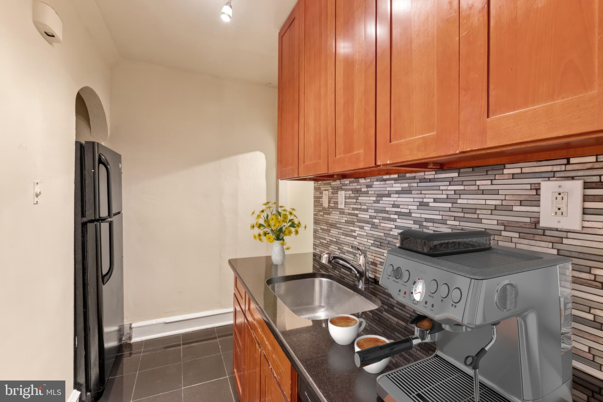 ART MUSEUM AREA - Residential Lease