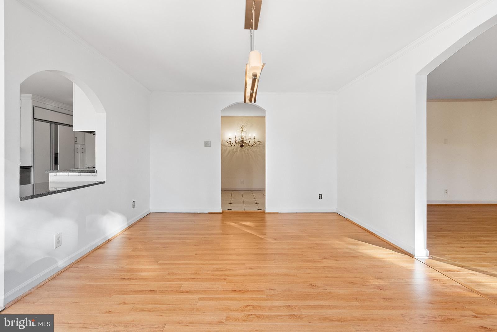 1001 CITY AVENUE EE-1024