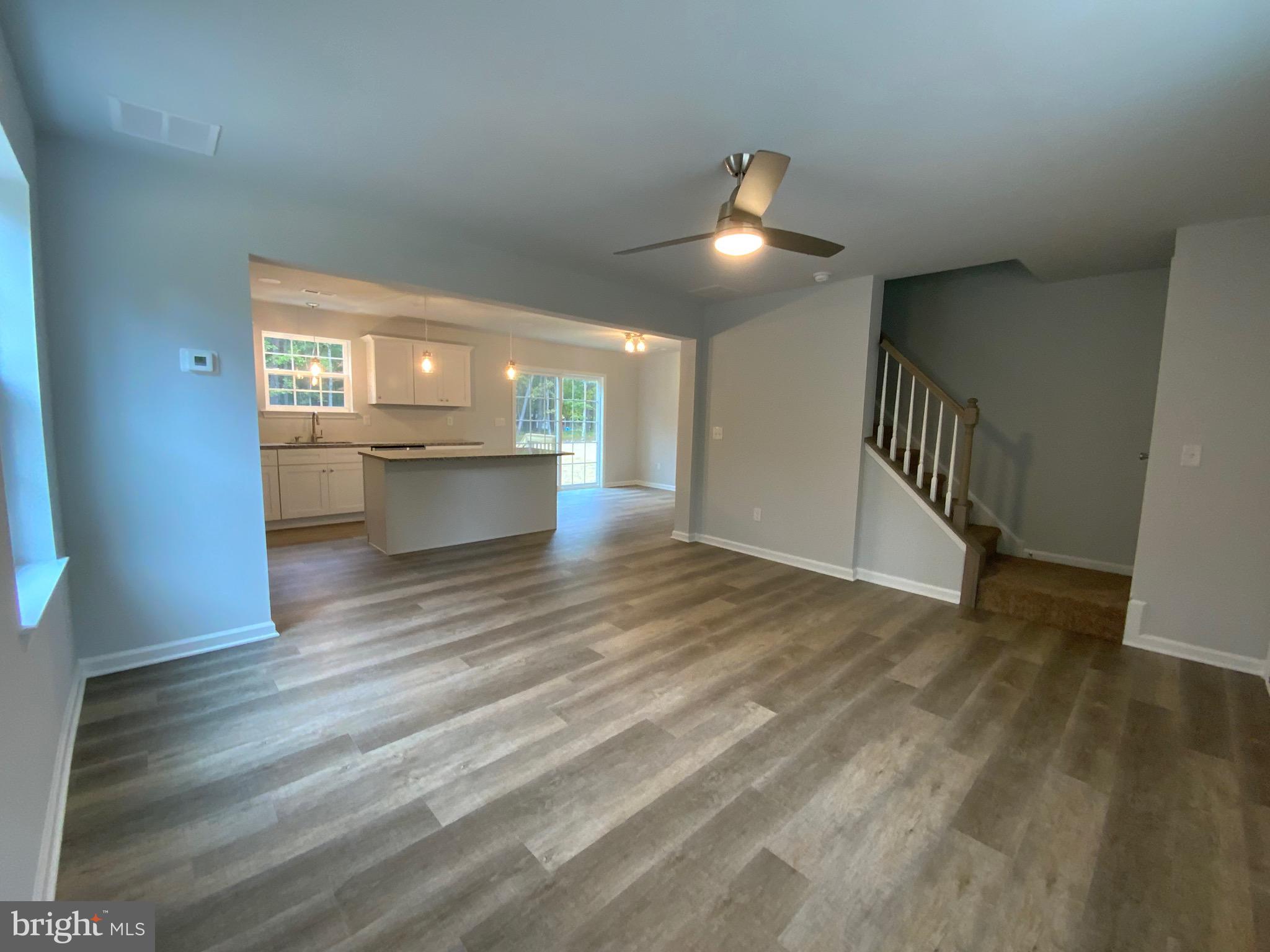 122 EARL AVENUE