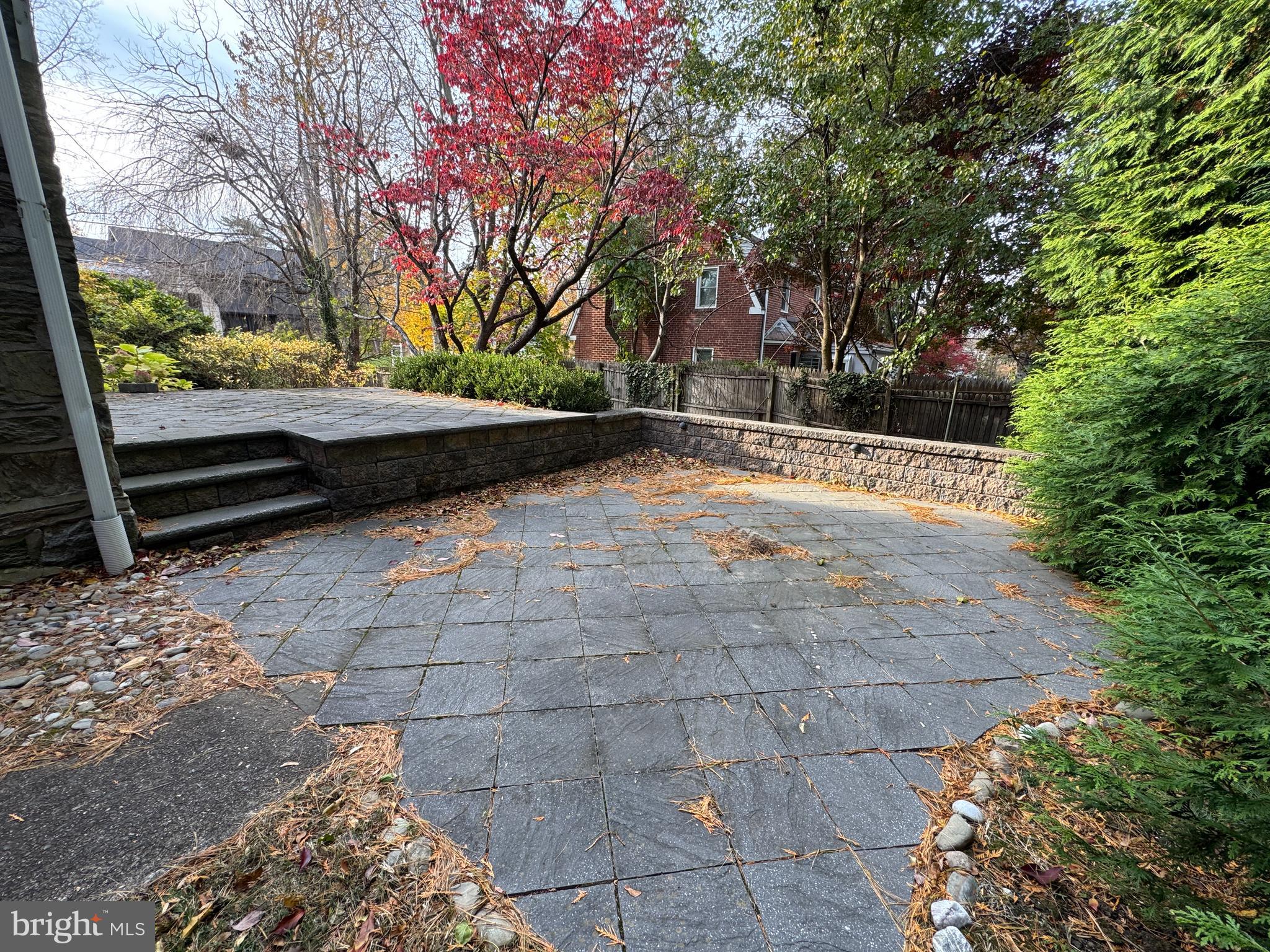 SOUTH WAYNE - Residential Lease