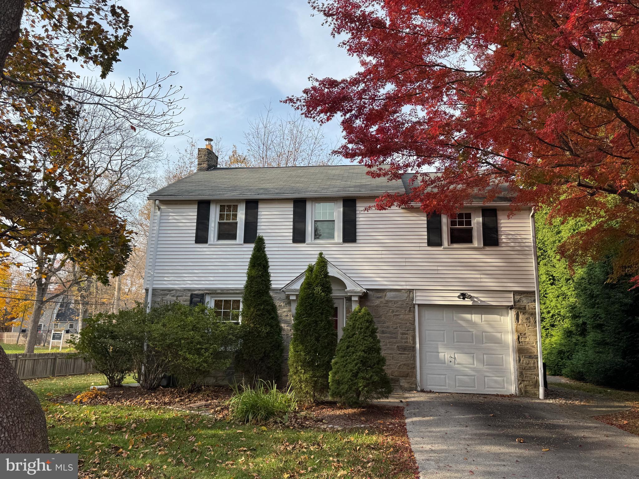 SOUTH WAYNE - Residential Lease