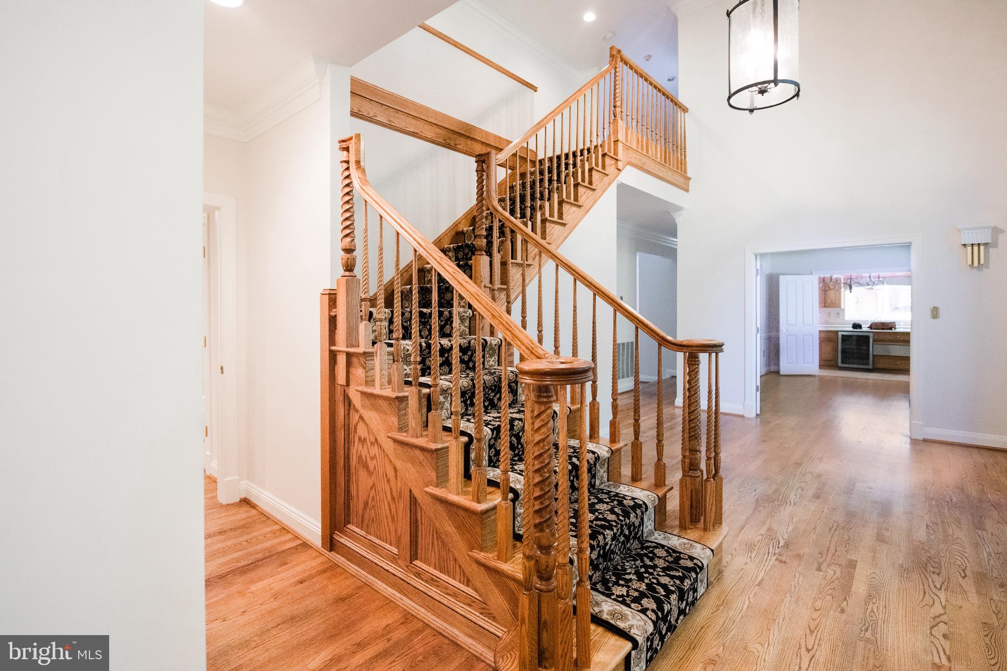 FALCONHURST - Residential