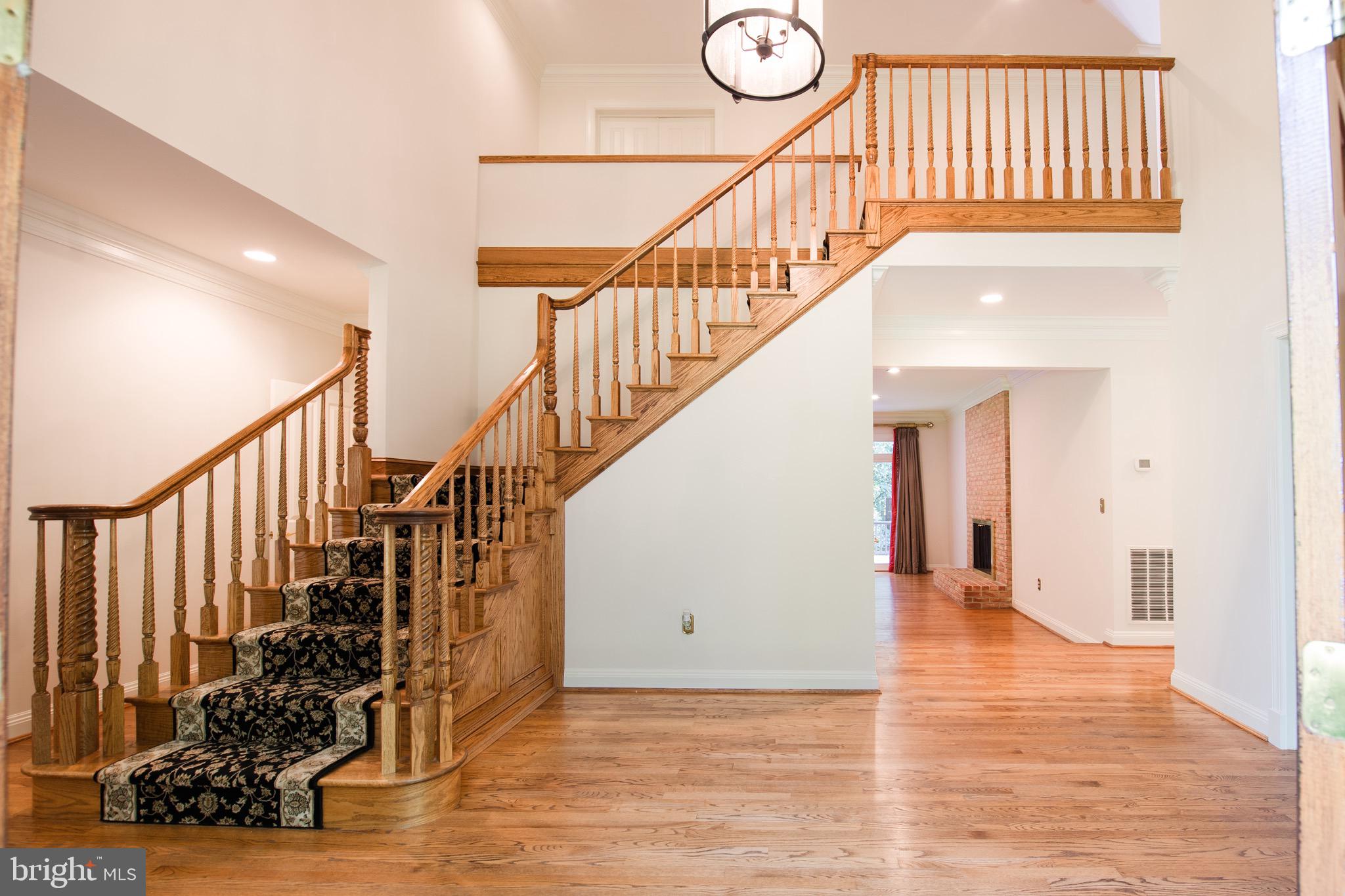 FALCONHURST - Residential