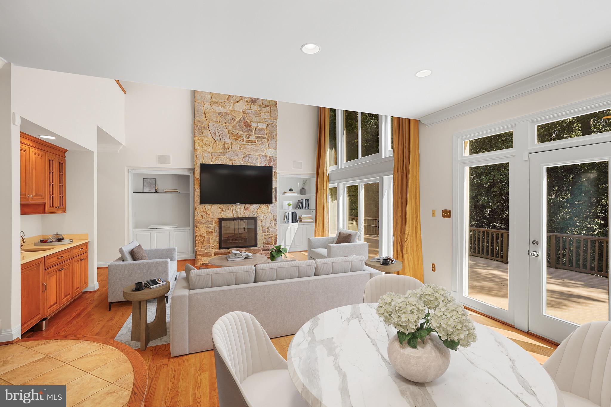 FALCONHURST - Residential