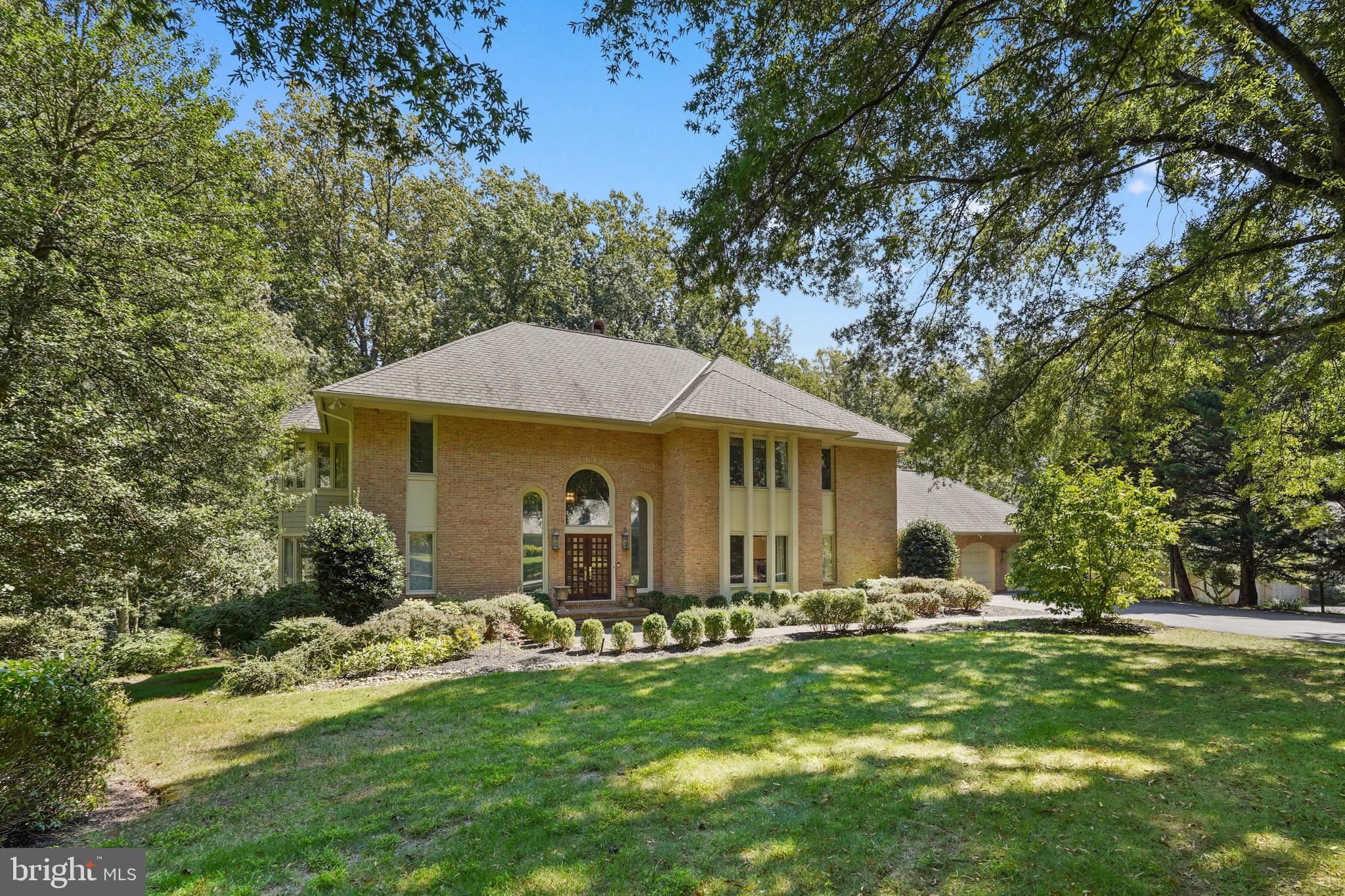 8805 MARY MEAD COURT