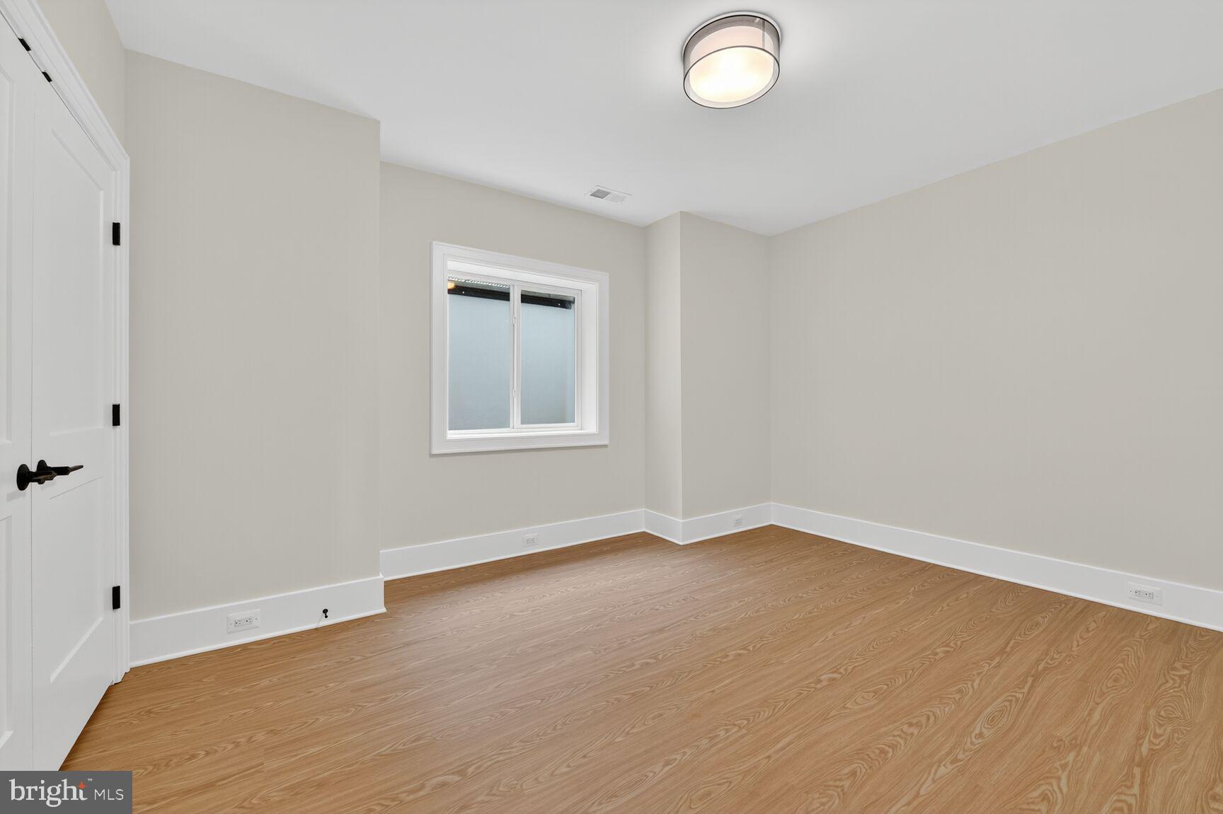 CHEVY CHASE TERRACE - Residential