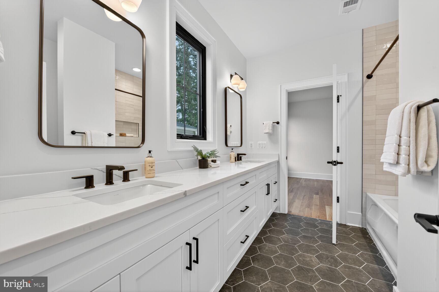 CHEVY CHASE TERRACE - Residential