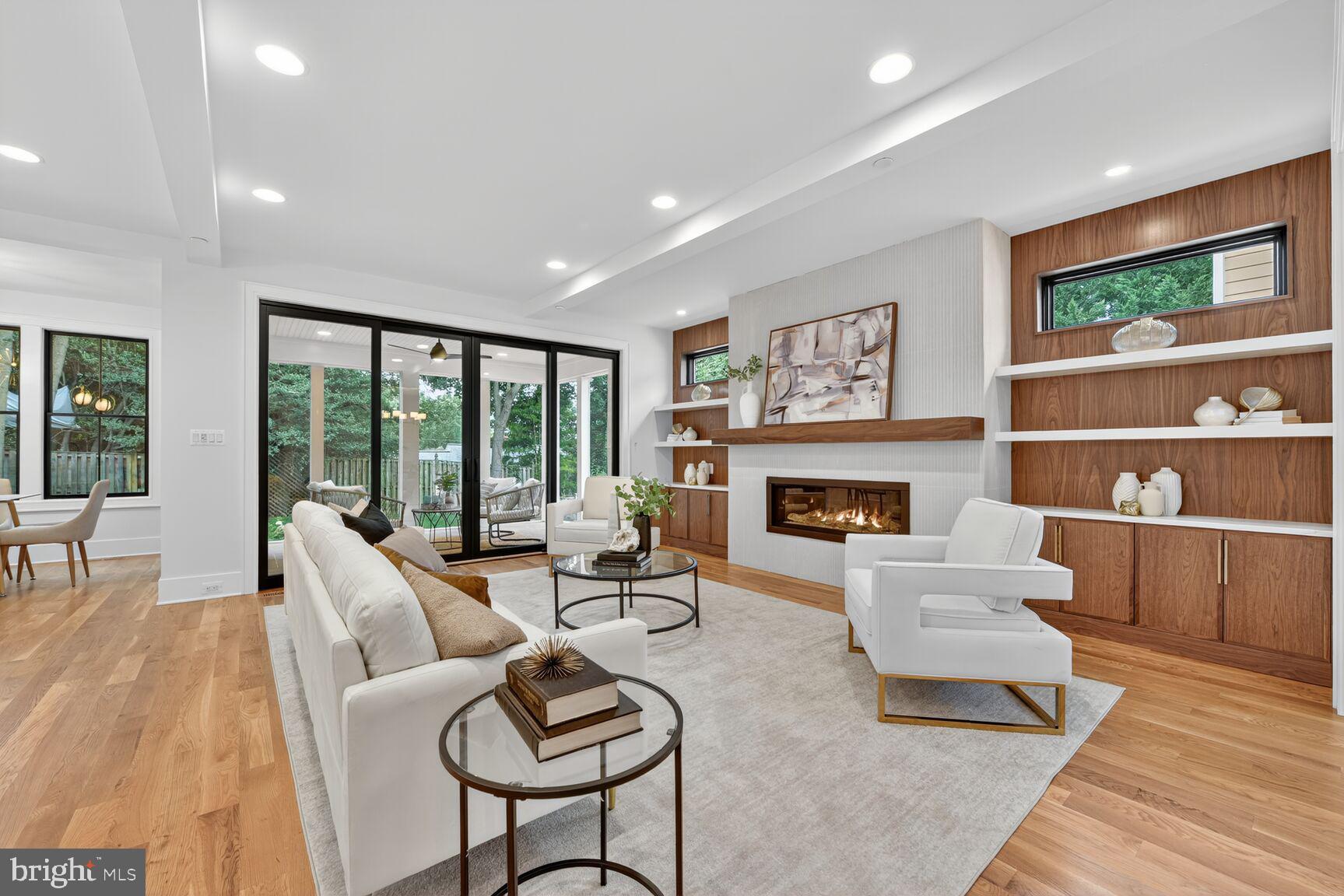 CHEVY CHASE TERRACE - Residential