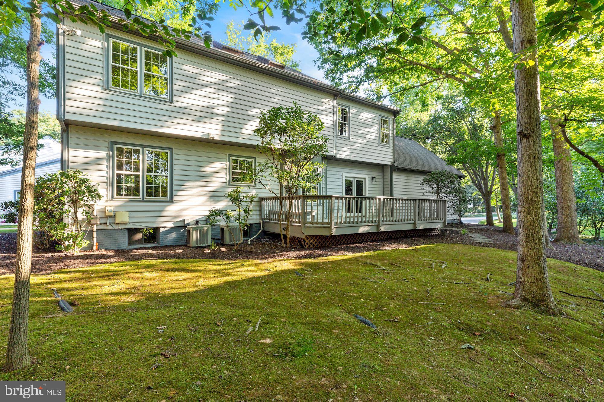 SPRING LAKE WOODS - Residential