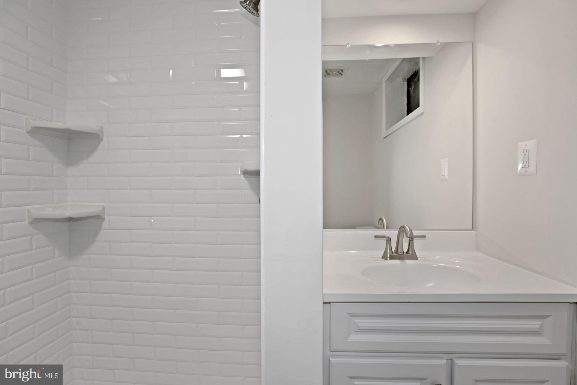 SPRING LAKE WOODS - Residential