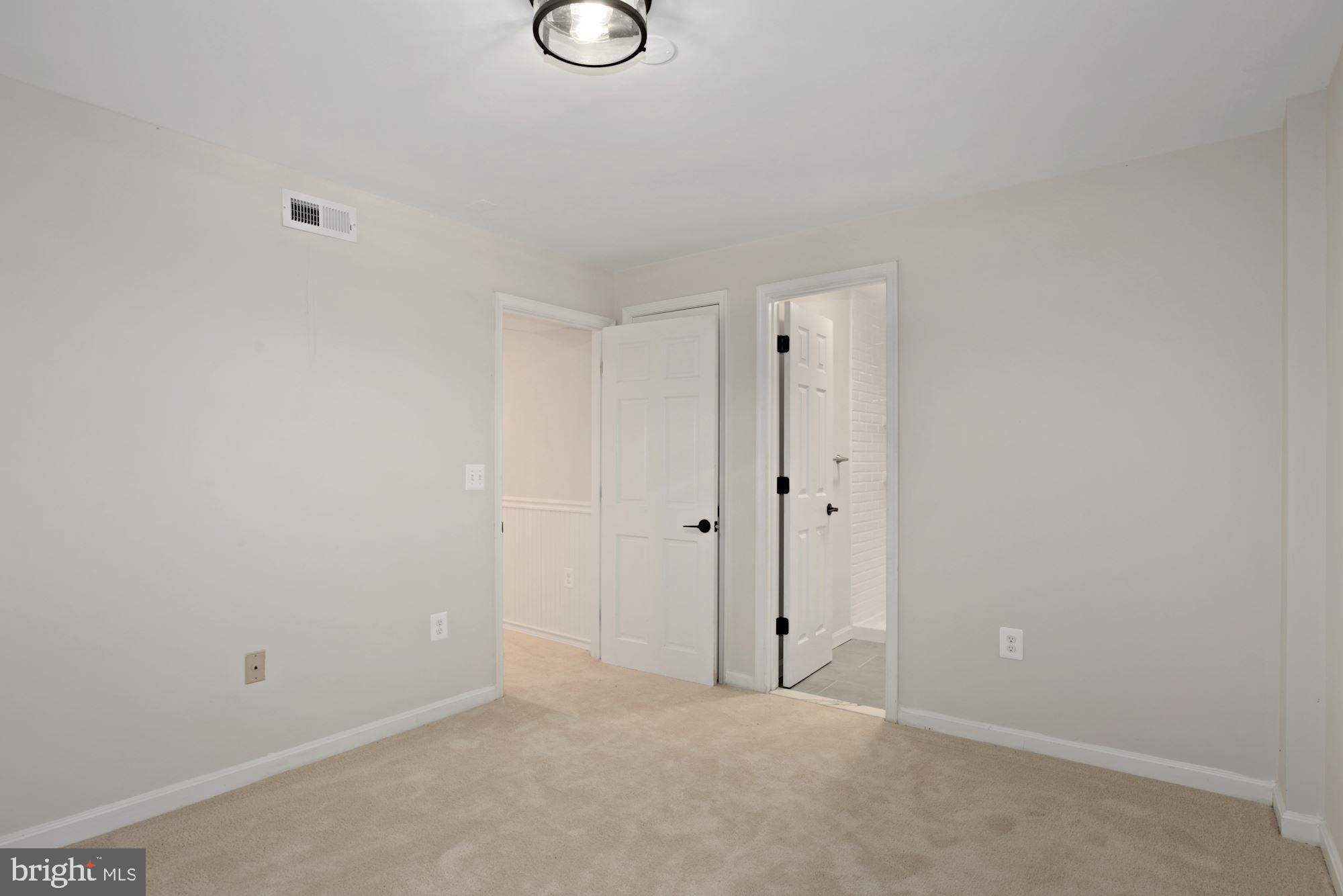 SPRING LAKE WOODS - Residential