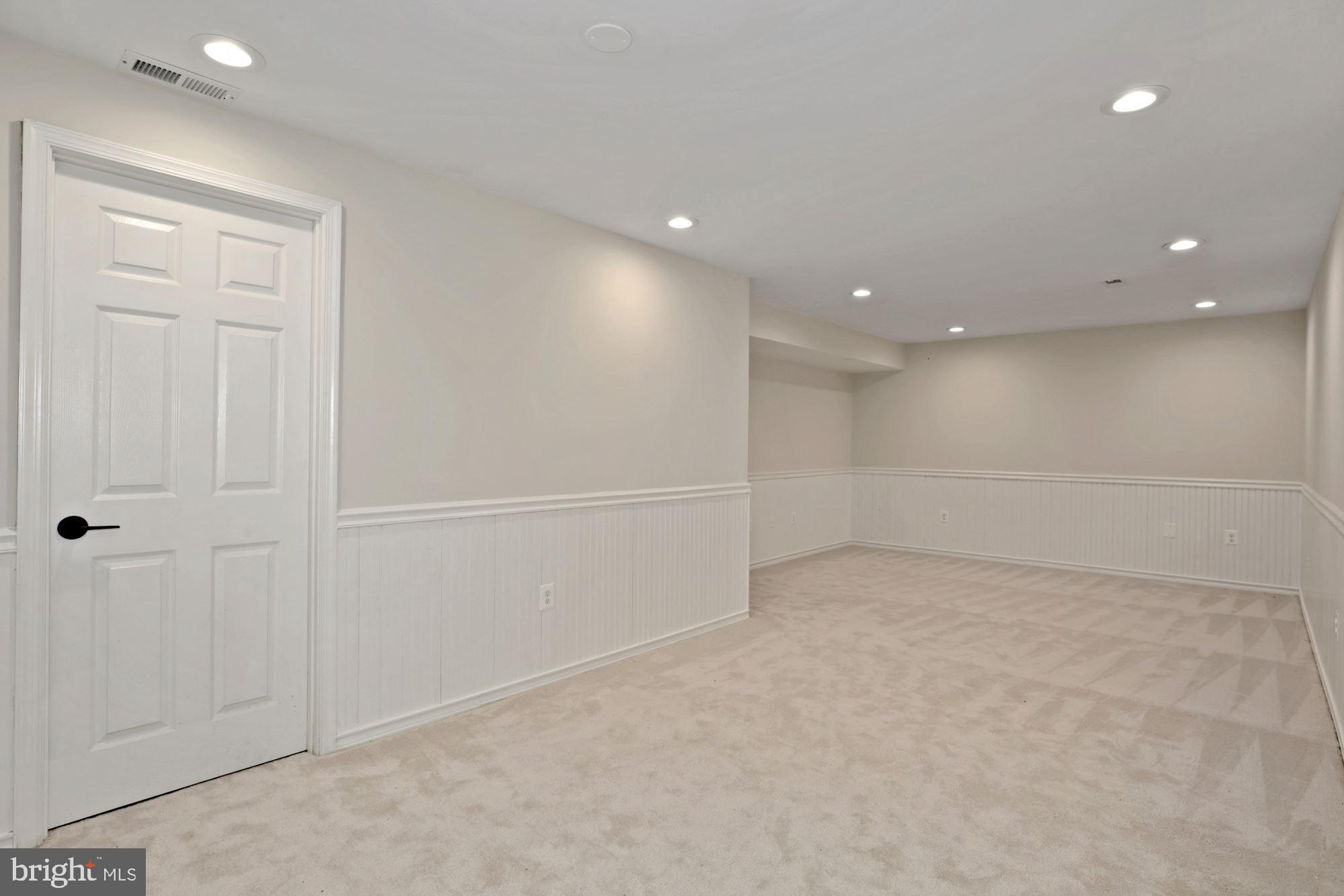 SPRING LAKE WOODS - Residential