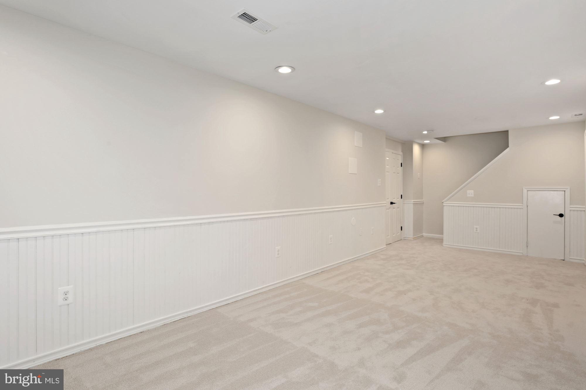 SPRING LAKE WOODS - Residential