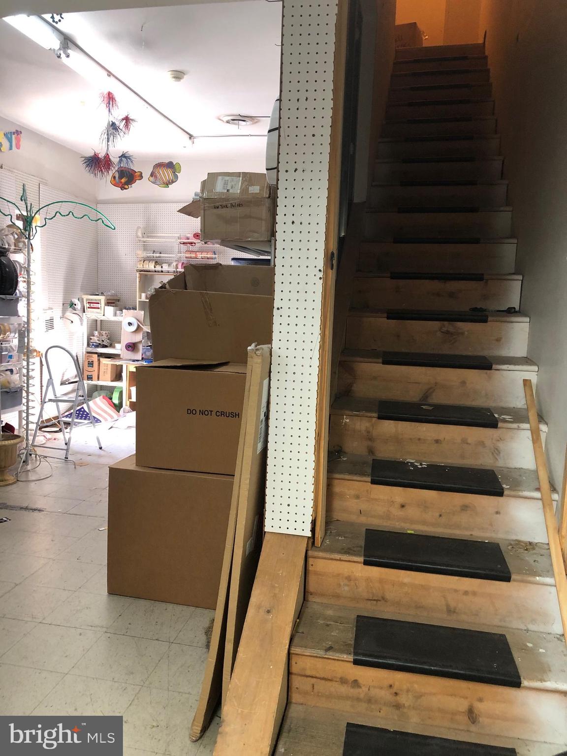 ITALIAN MARKET - Residential Income