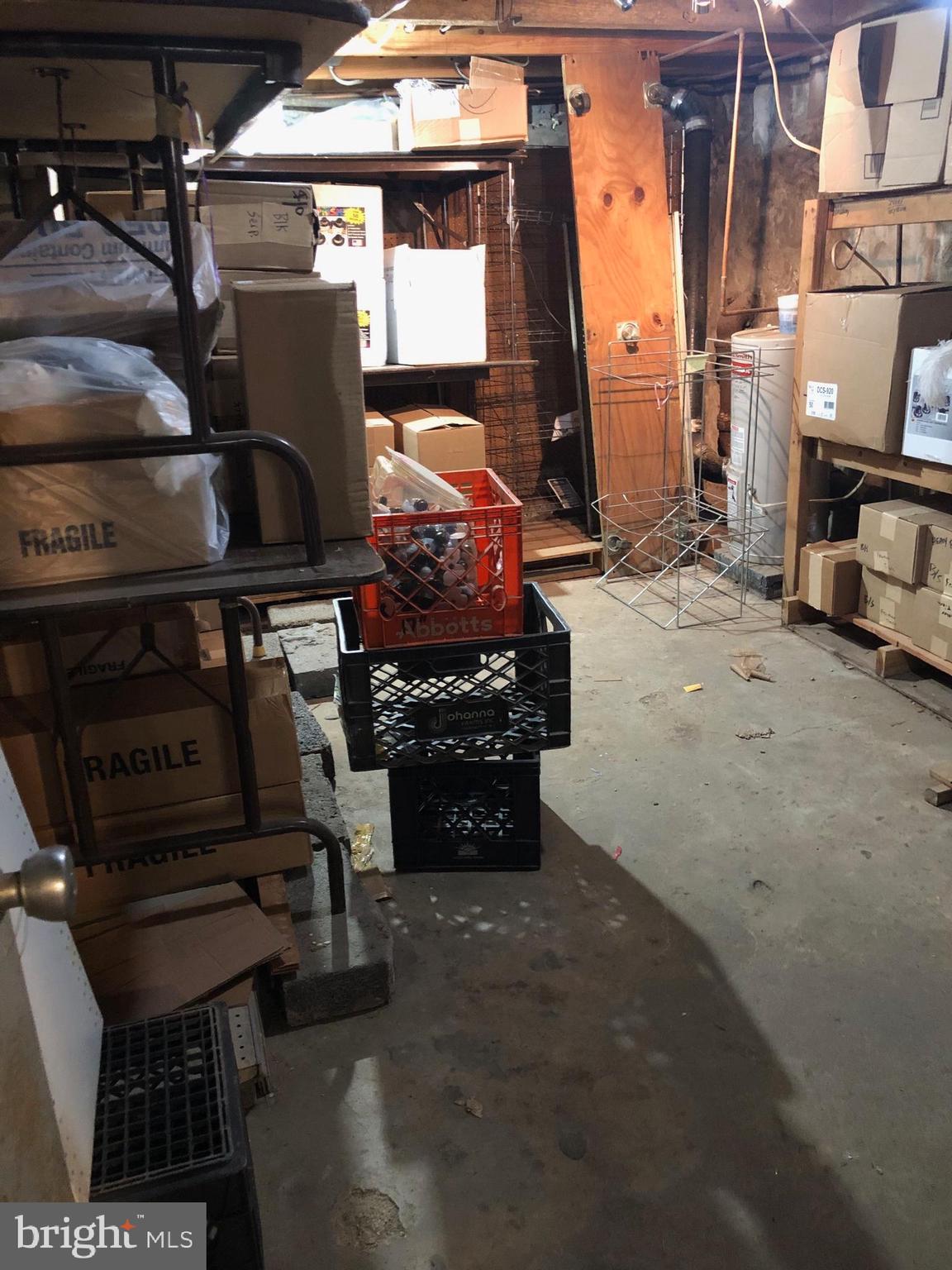 ITALIAN MARKET - Residential Income