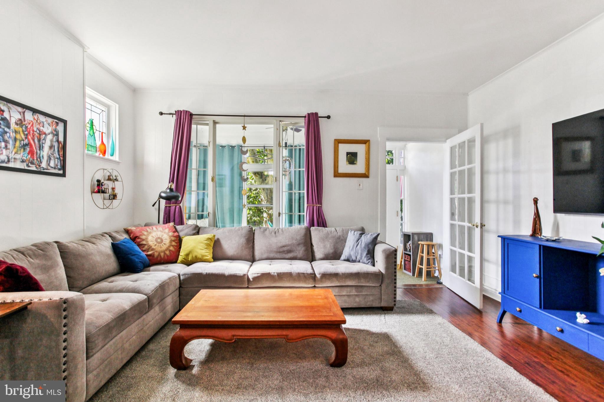 CHELTENHAM VIL - Residential