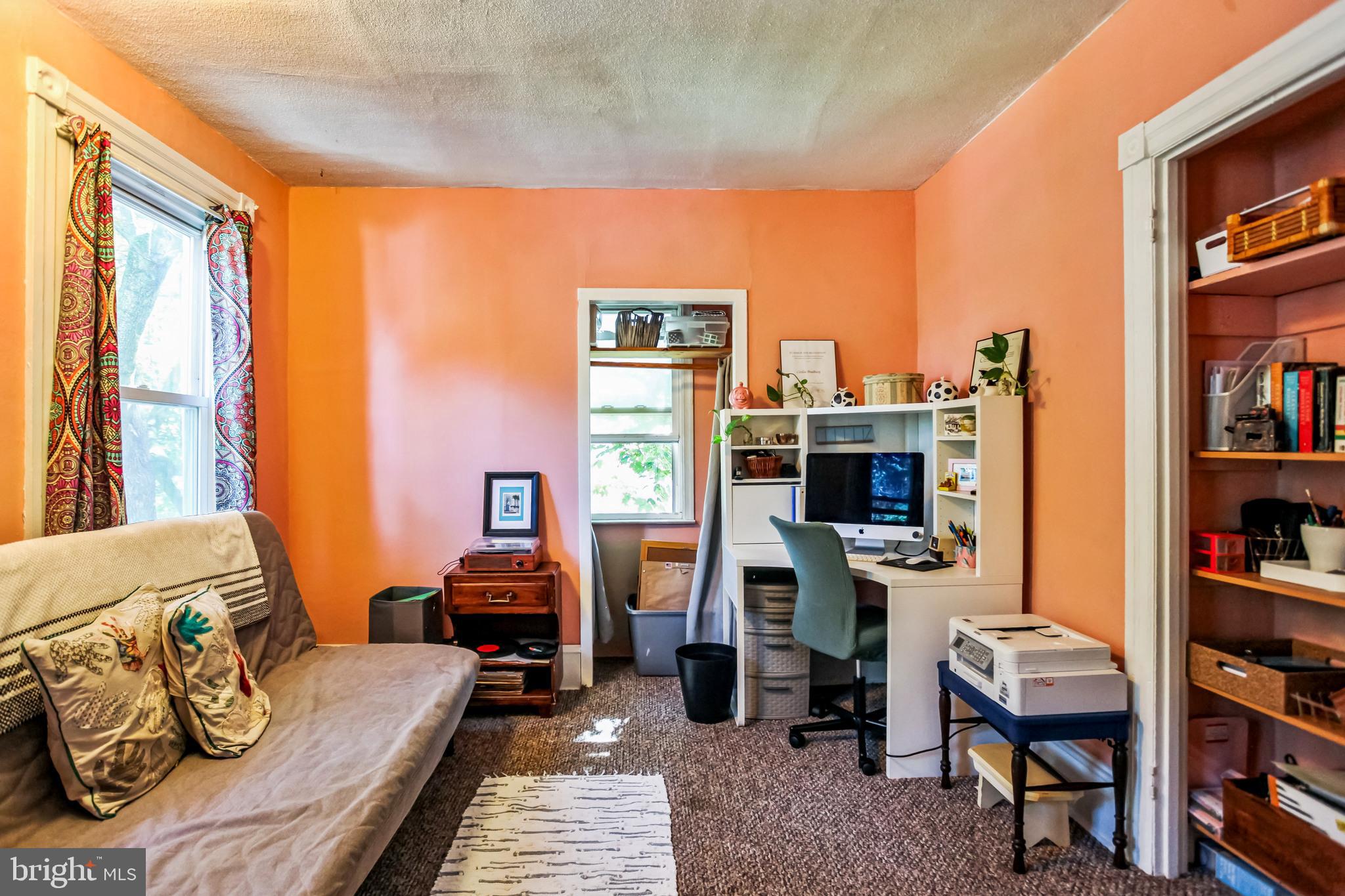 CHELTENHAM VIL - Residential