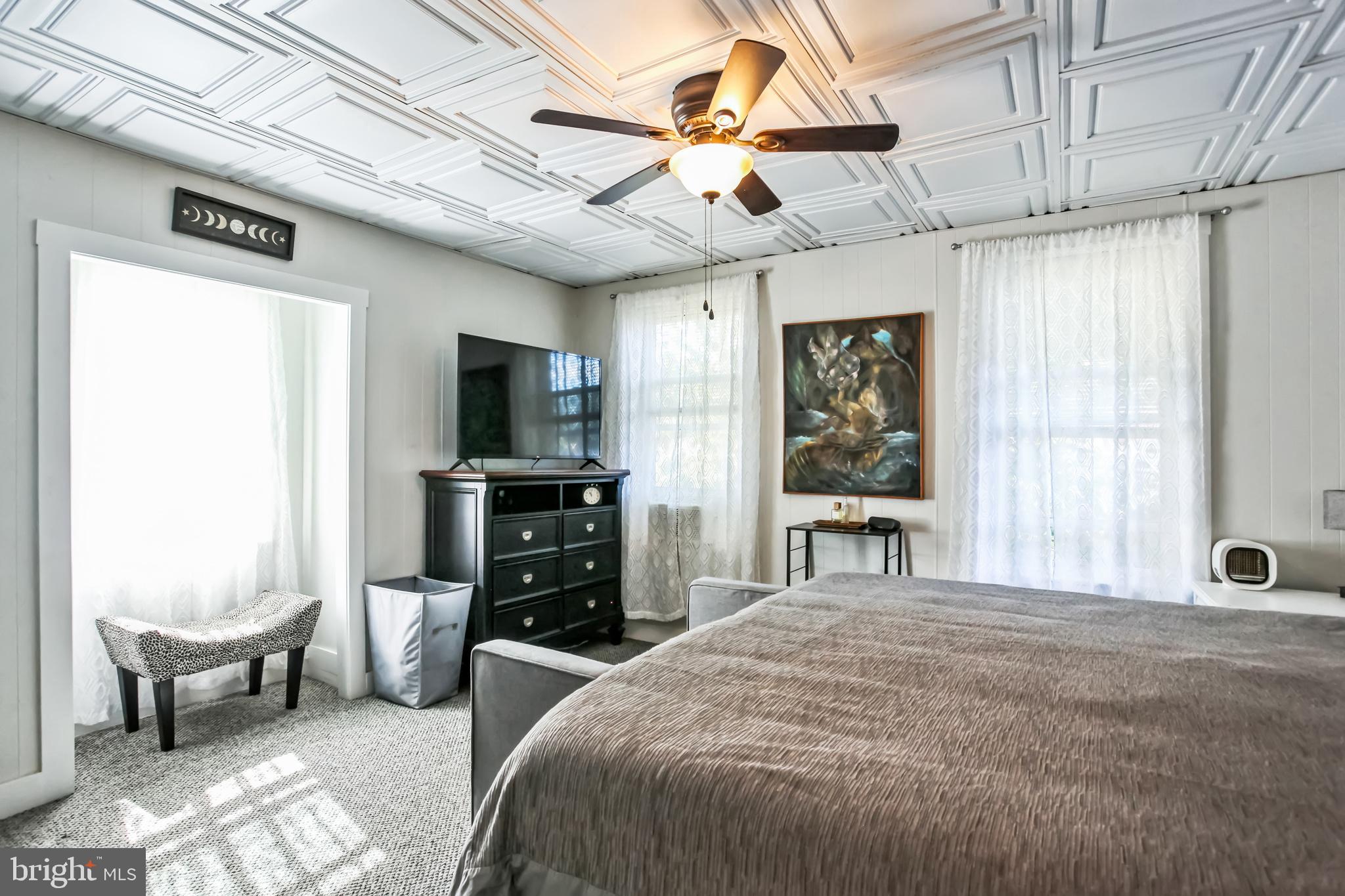 CHELTENHAM VIL - Residential