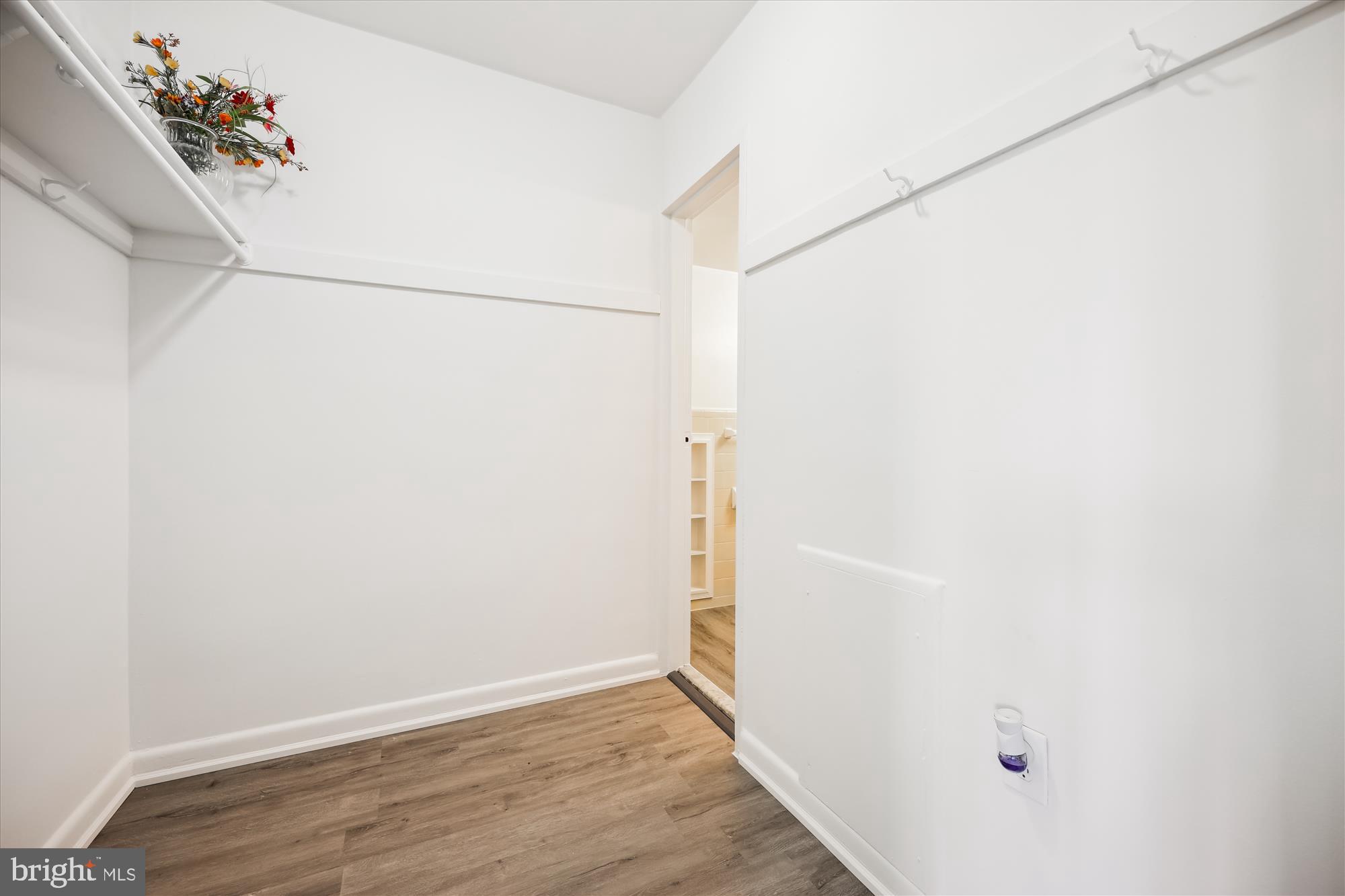 GROSVENOR PARK - Residential