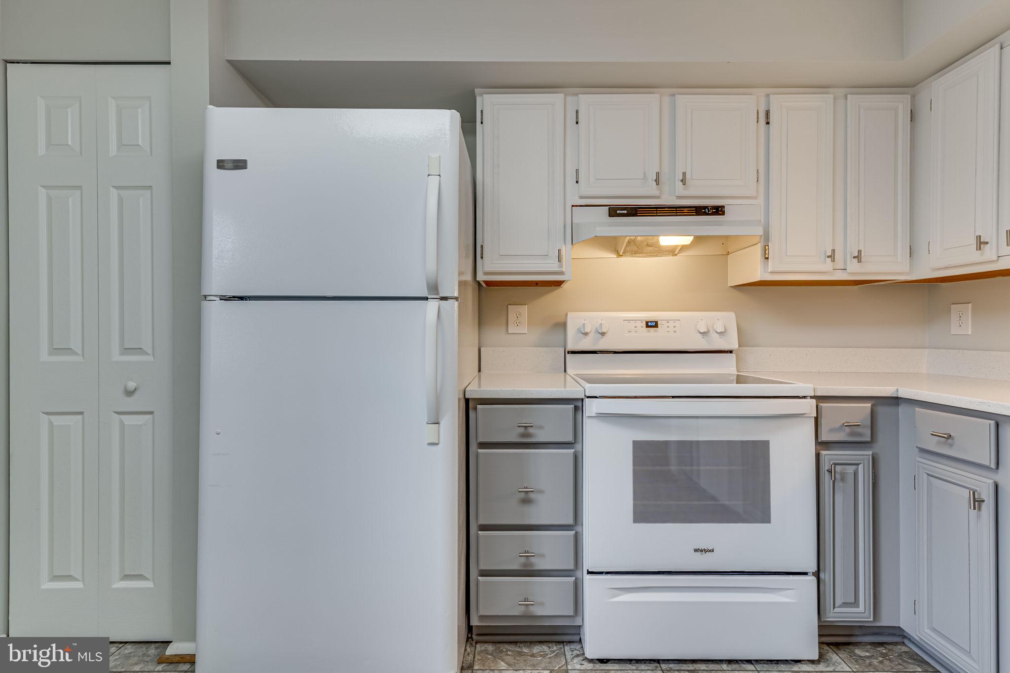 COURTS OF TYSONS - Residential