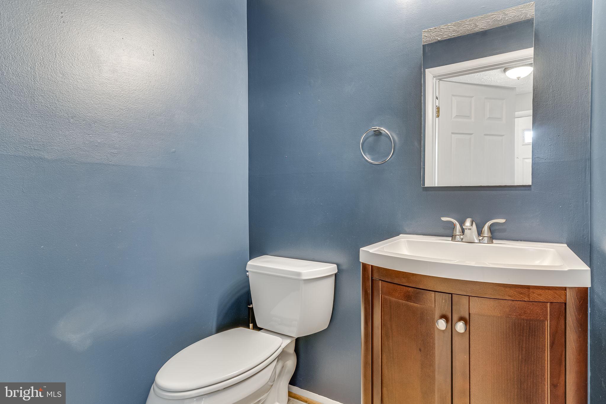 COURTS OF TYSONS - Residential