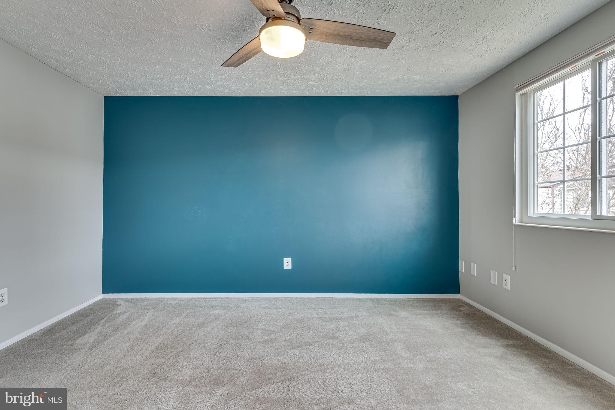 COURTS OF TYSONS - Residential