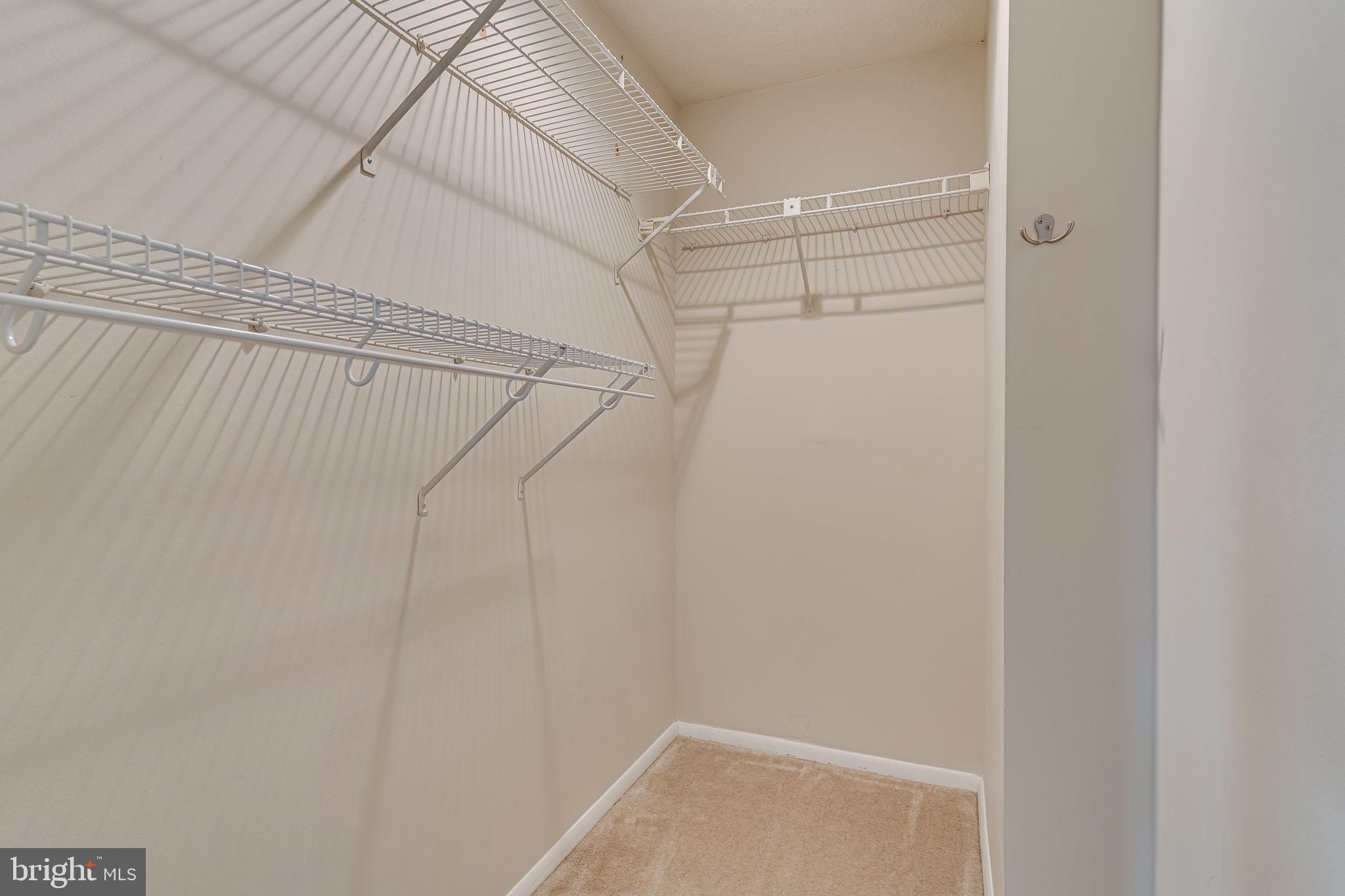 COURTS OF TYSONS - Residential