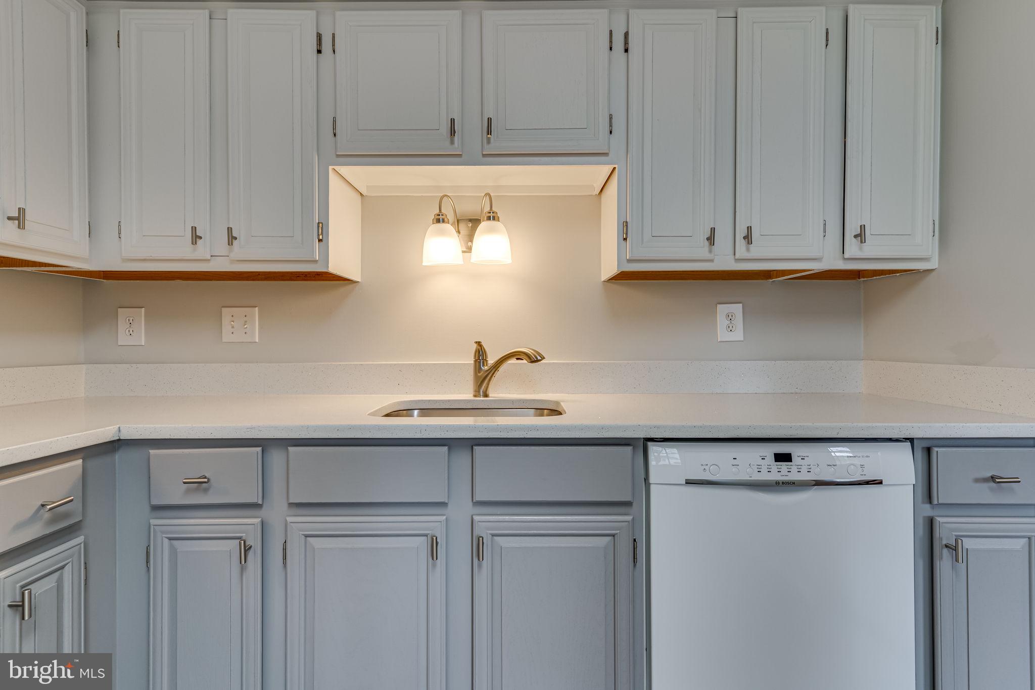 COURTS OF TYSONS - Residential