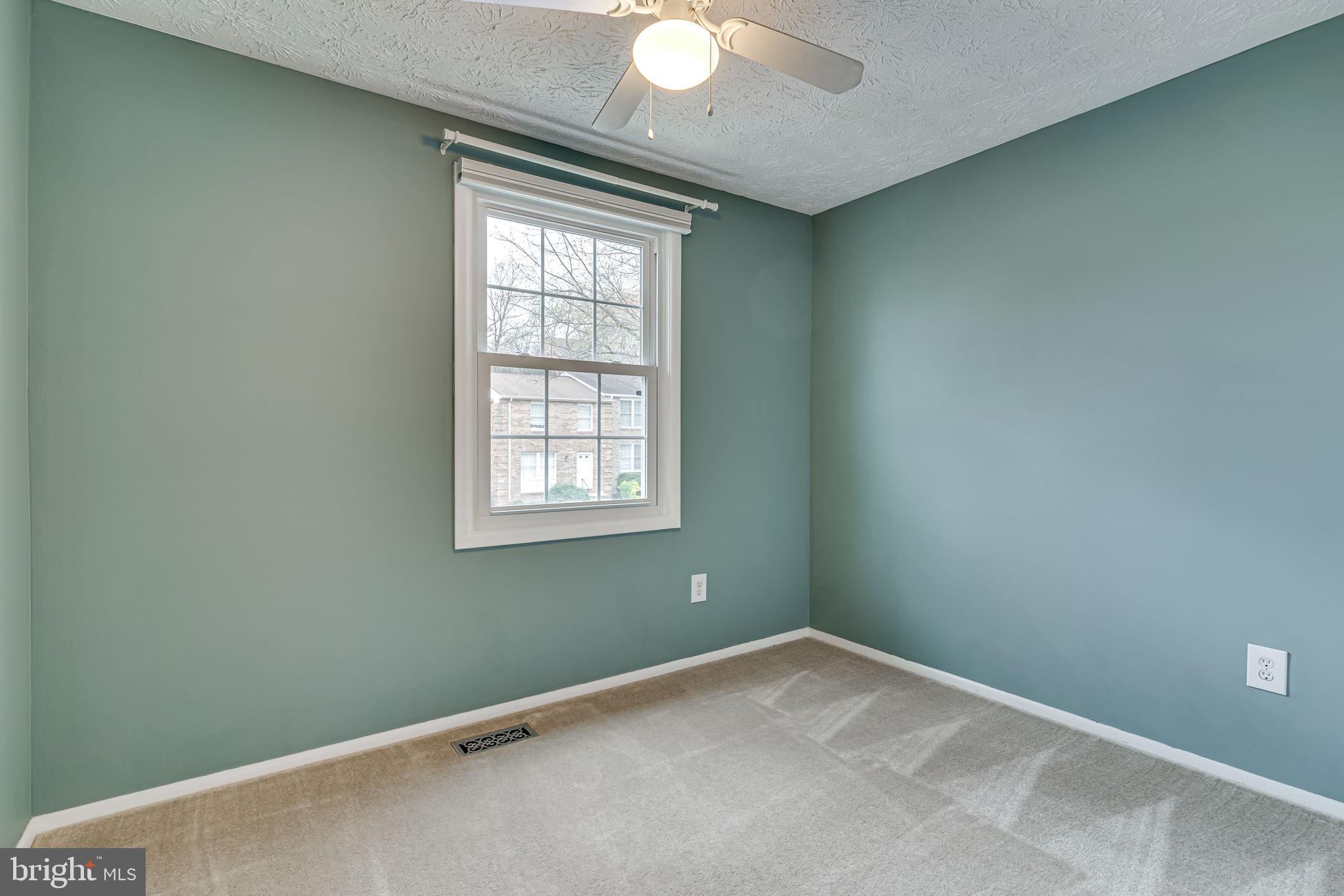 COURTS OF TYSONS - Residential