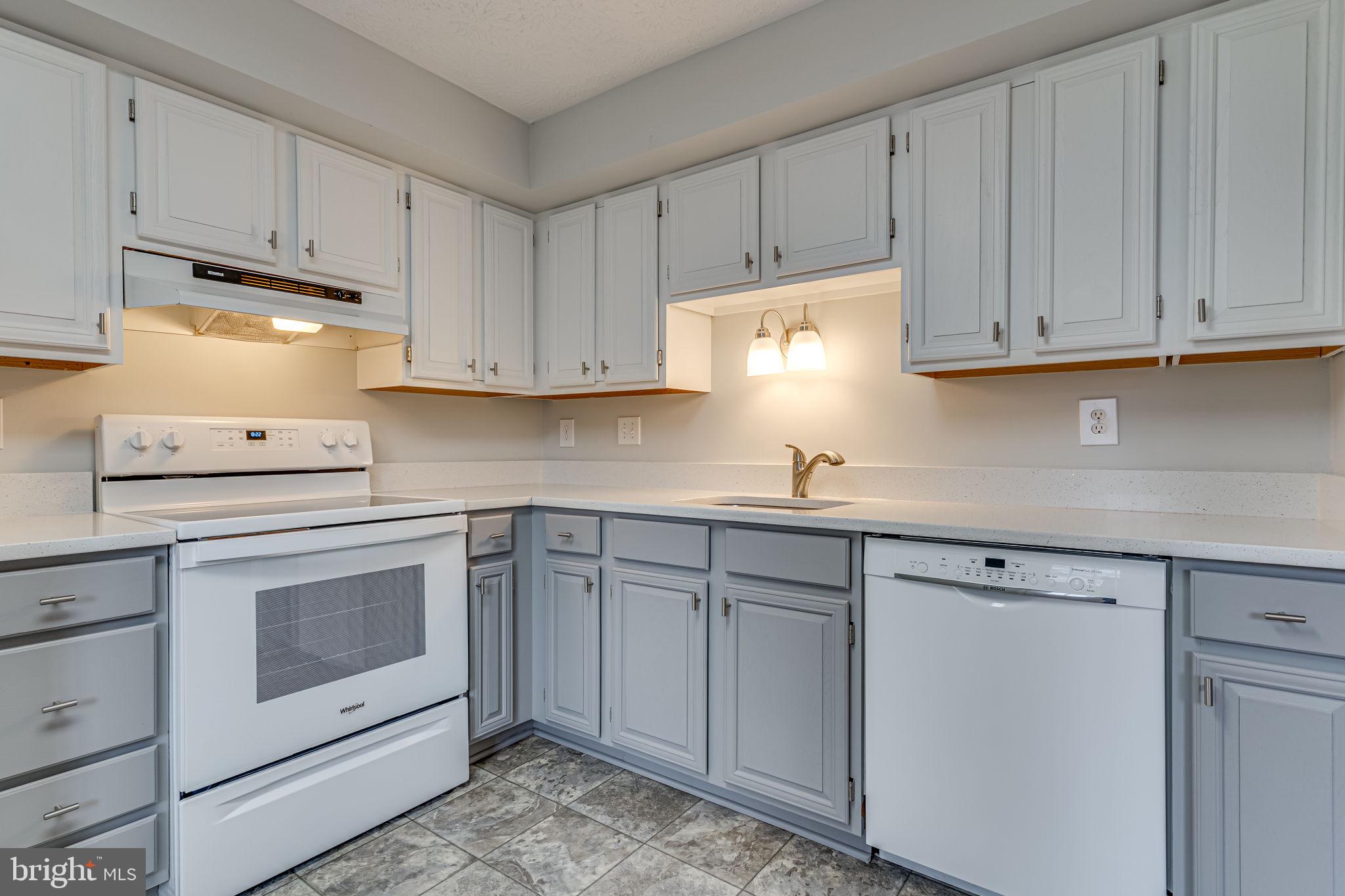 COURTS OF TYSONS - Residential