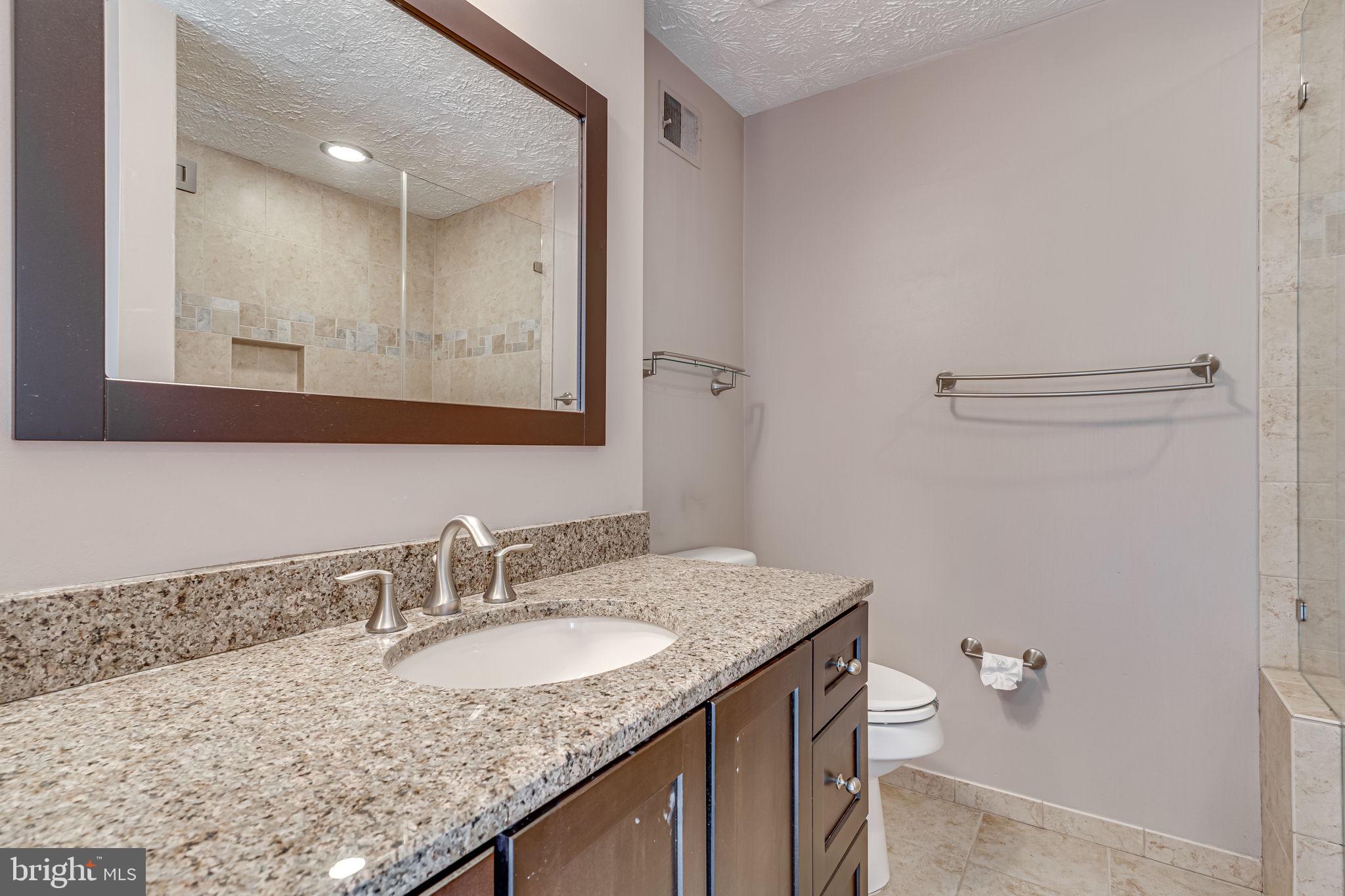 COURTS OF TYSONS - Residential