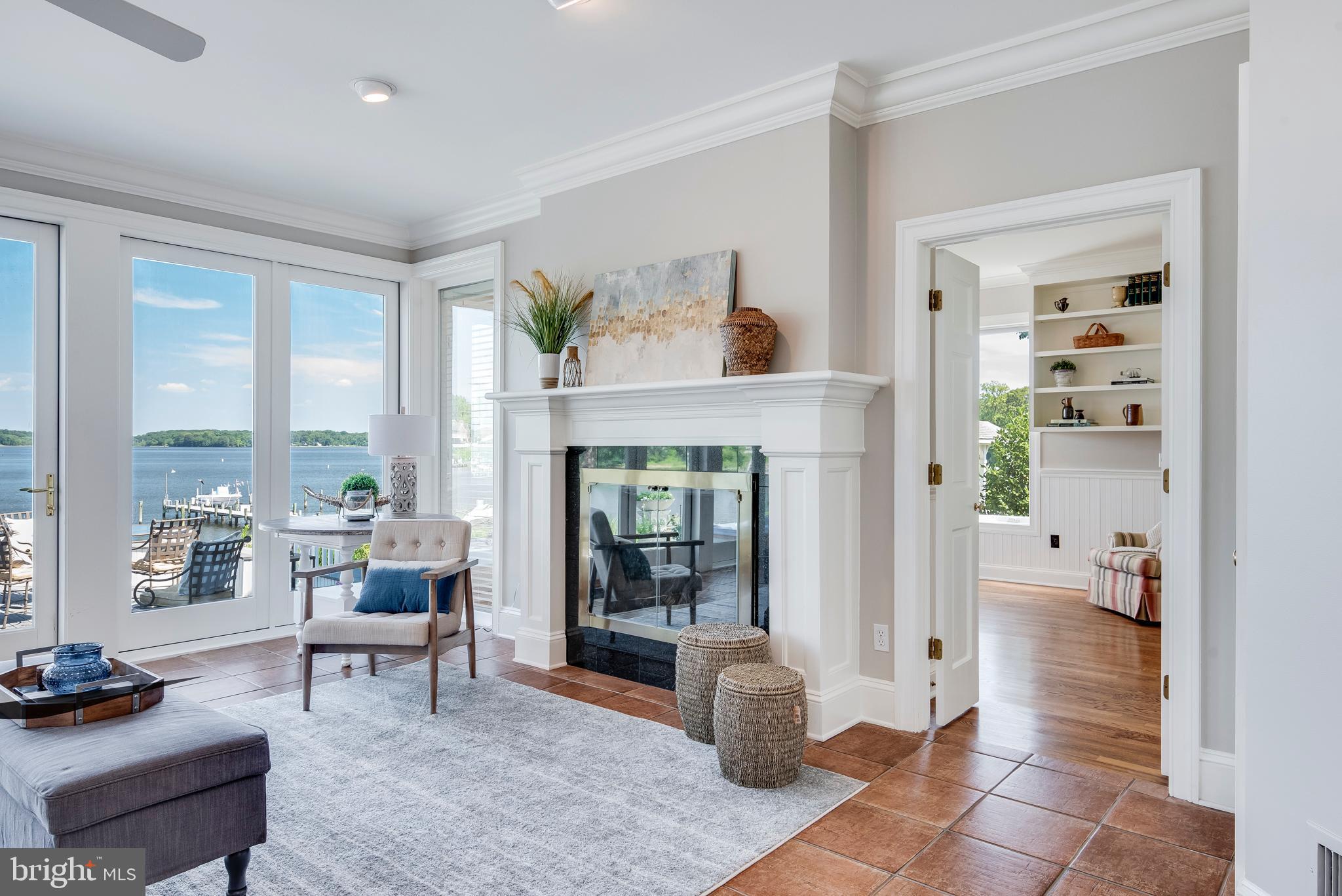 ULMSTEAD POINT - Residential