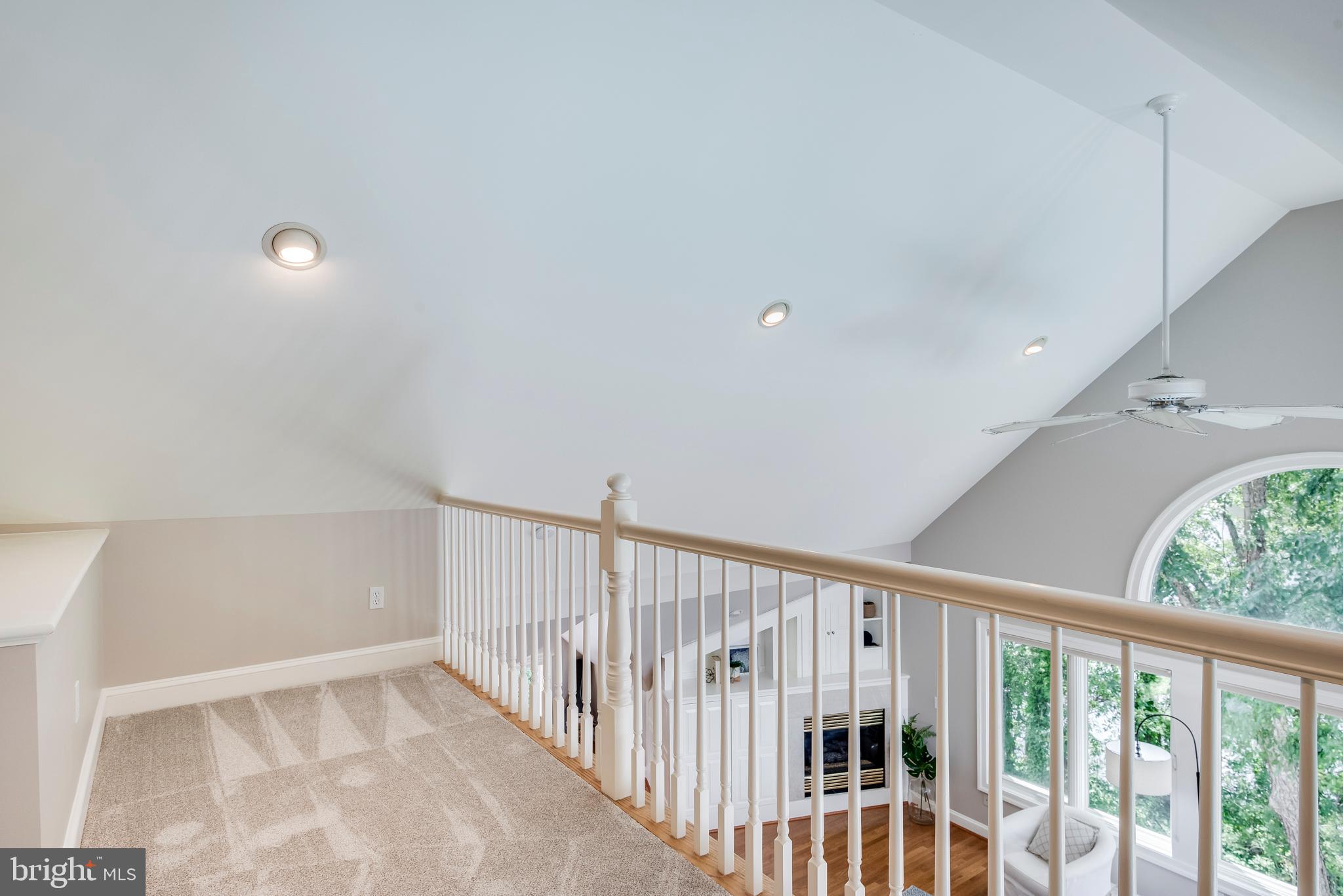 ULMSTEAD POINT - Residential