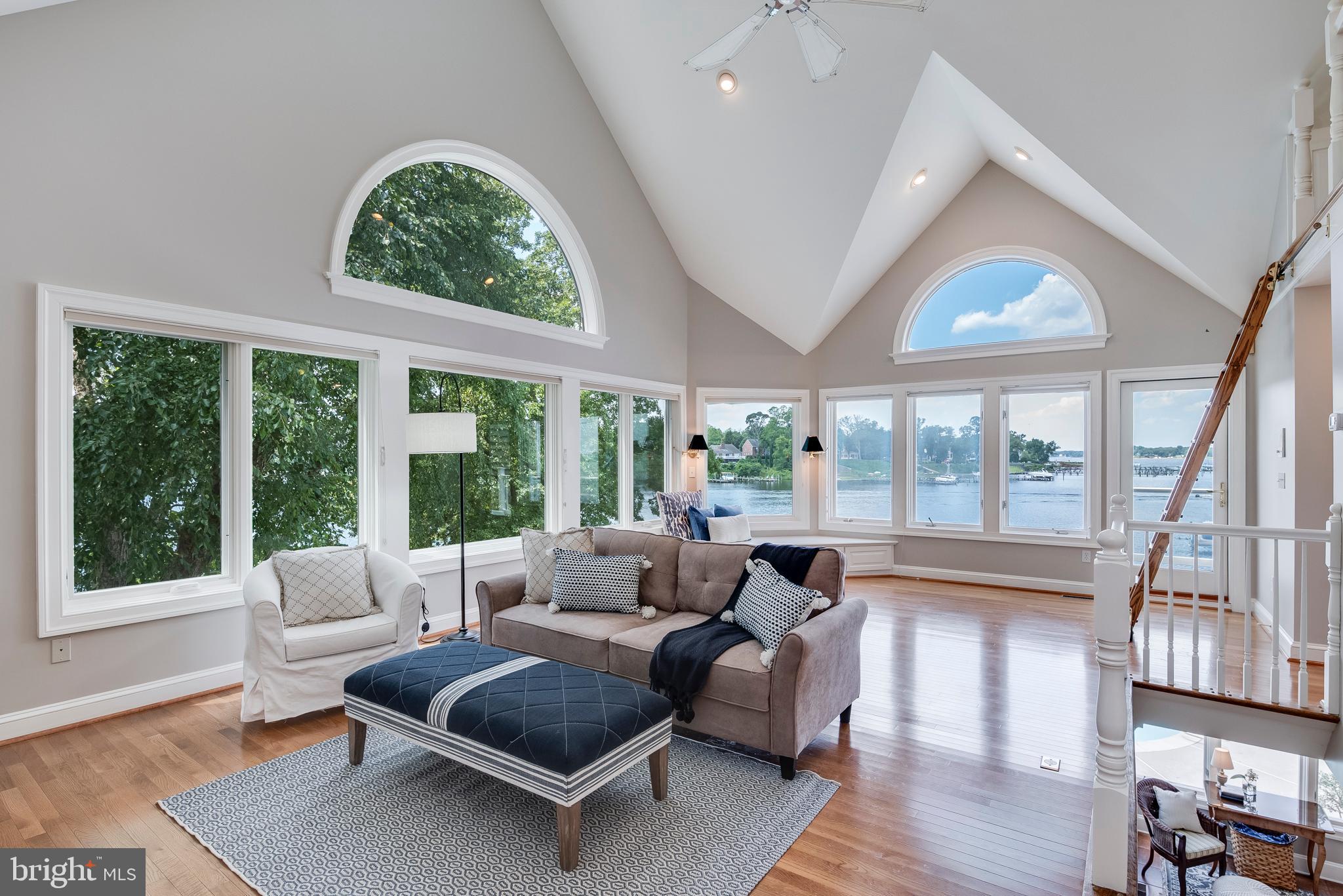 ULMSTEAD POINT - Residential