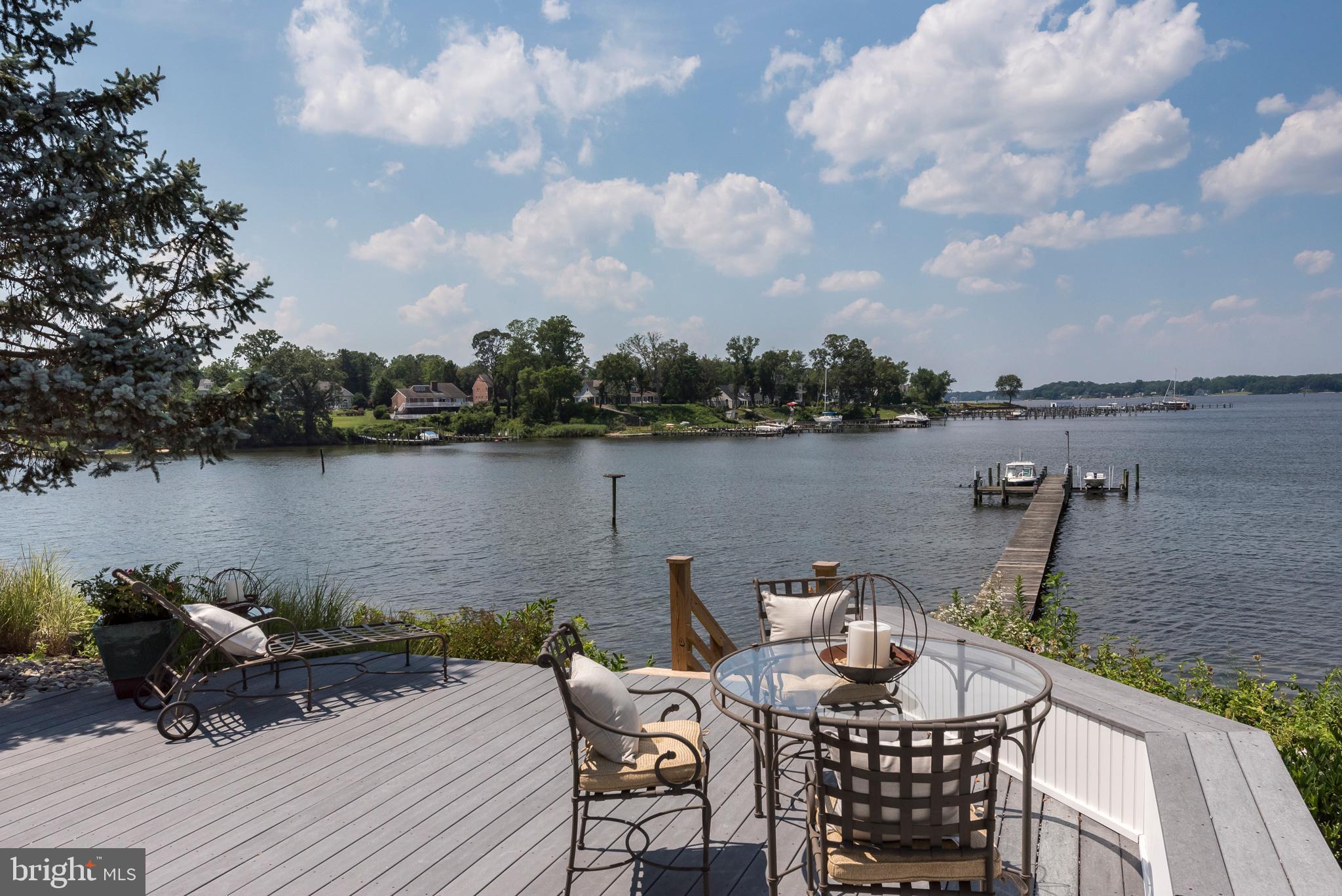 ULMSTEAD POINT - Residential