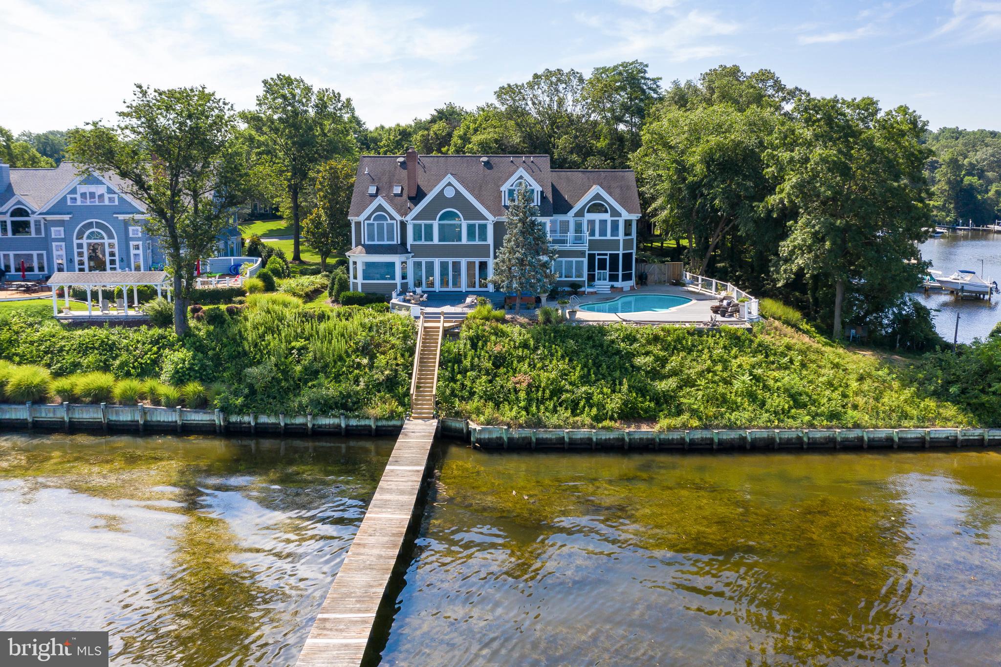 ULMSTEAD POINT - Residential